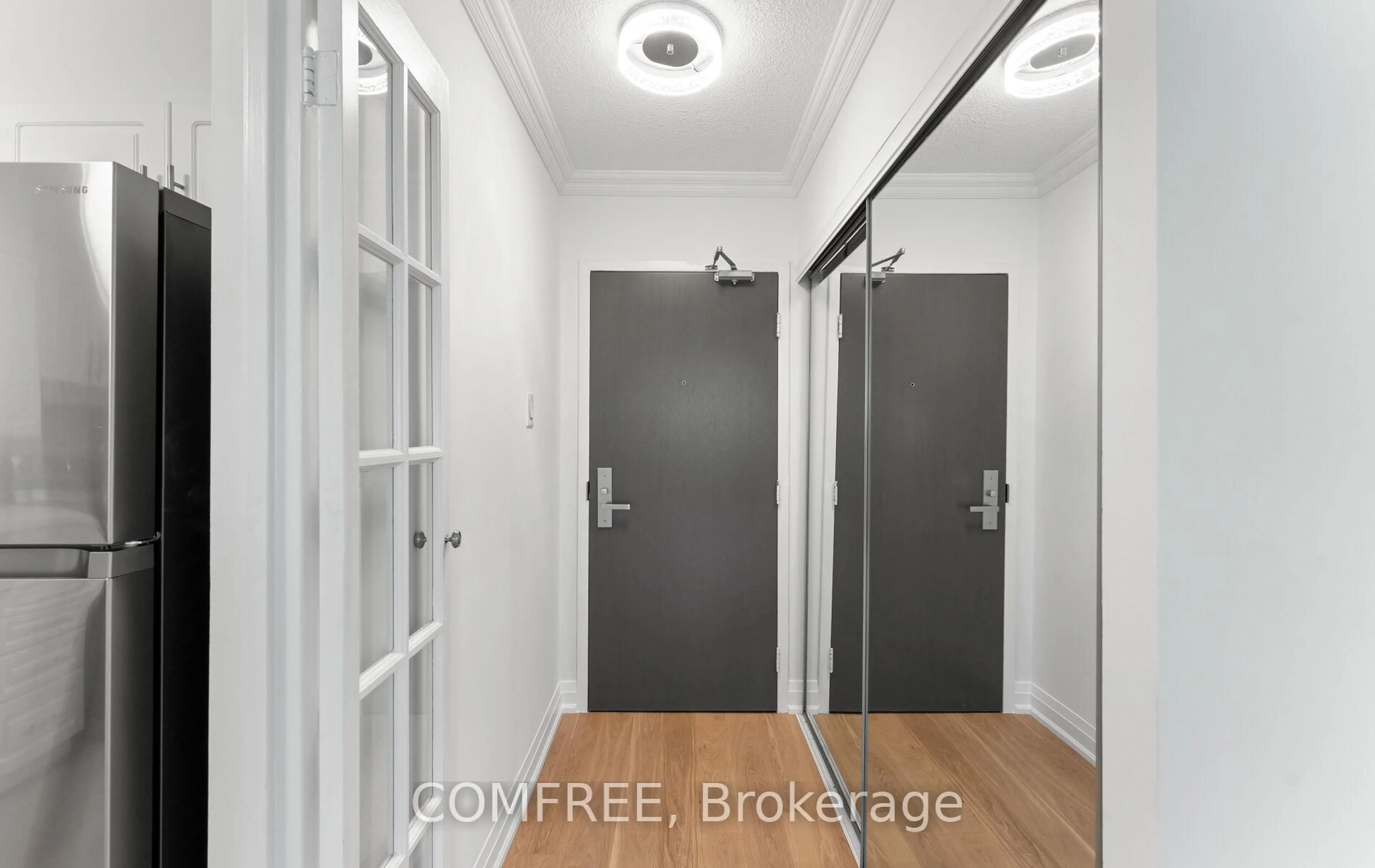 Unknown for 65 Southport St #701, Toronto Ontario M6S 3N6