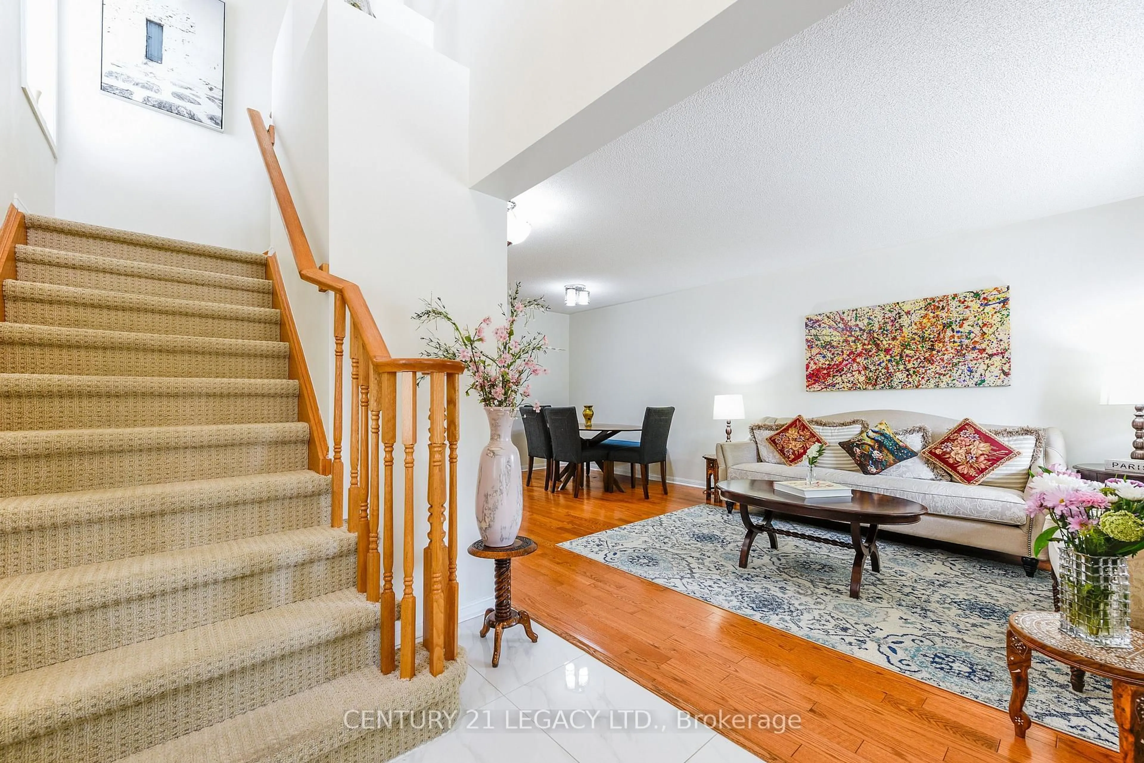 Indoor foyer for 2496 Clayborne Pl, Oakville Ontario L6M 4C3