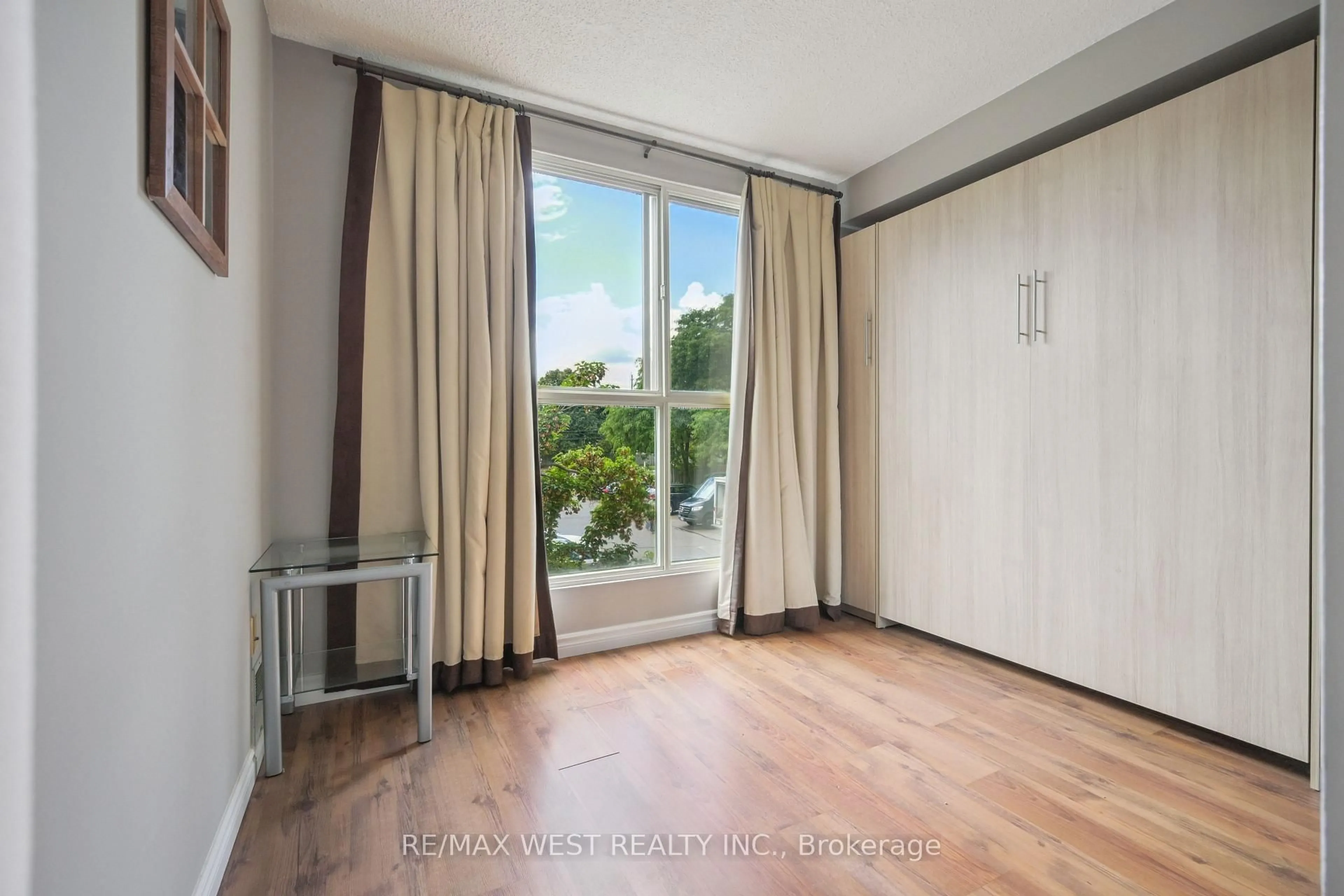A pic of a room for 8351 McLaughlin Rd #241, Brampton Ontario L6Y 4H8