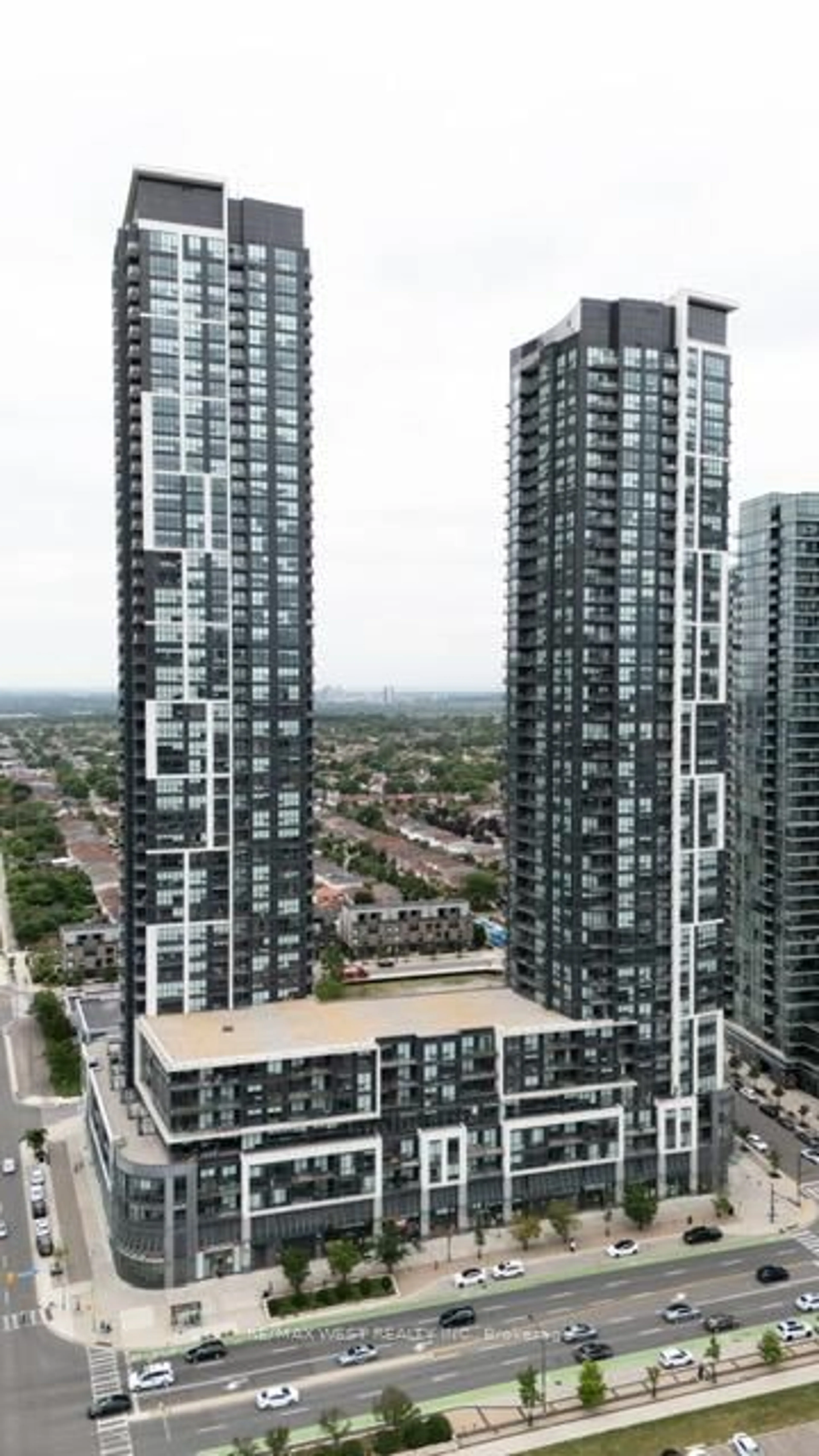A pic from outside/outdoor area/front of a property/back of a property/a pic from drone, city buildings view from balcony for 4011 Brickstone Mews #903, Mississauga Ontario L5B 0G4