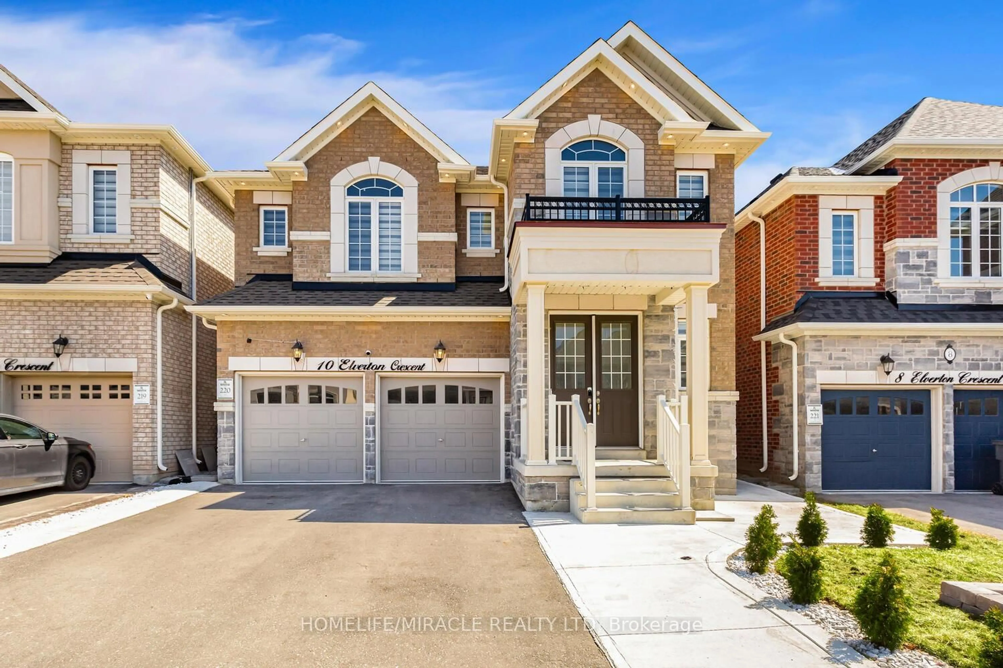 Home with brick exterior material, street for 10 Elverton Cres, Brampton Ontario L7A 4Z4