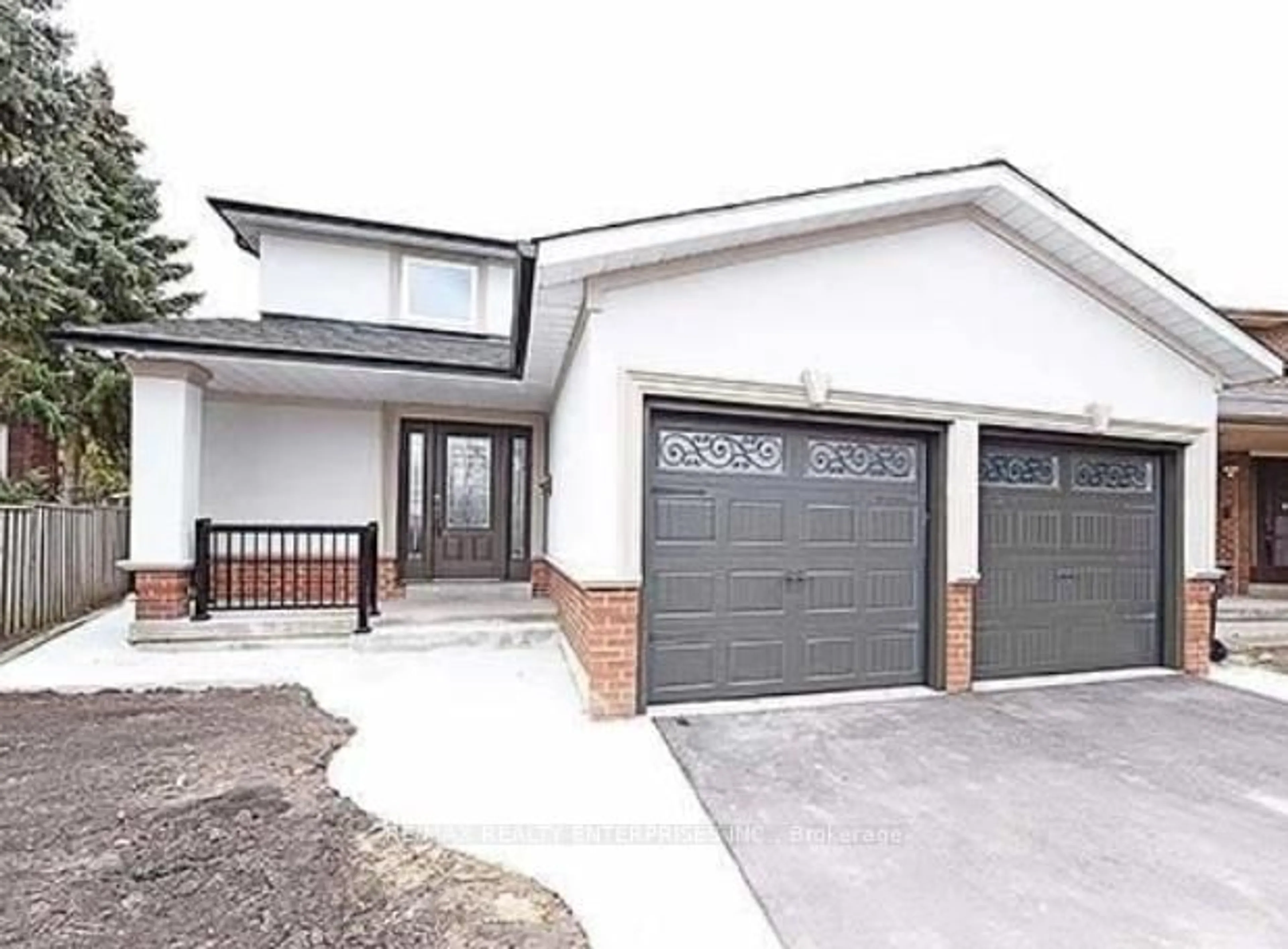 Home with brick exterior material, street for 4149 Pascal Crt, Mississauga Ontario L4W 3C4