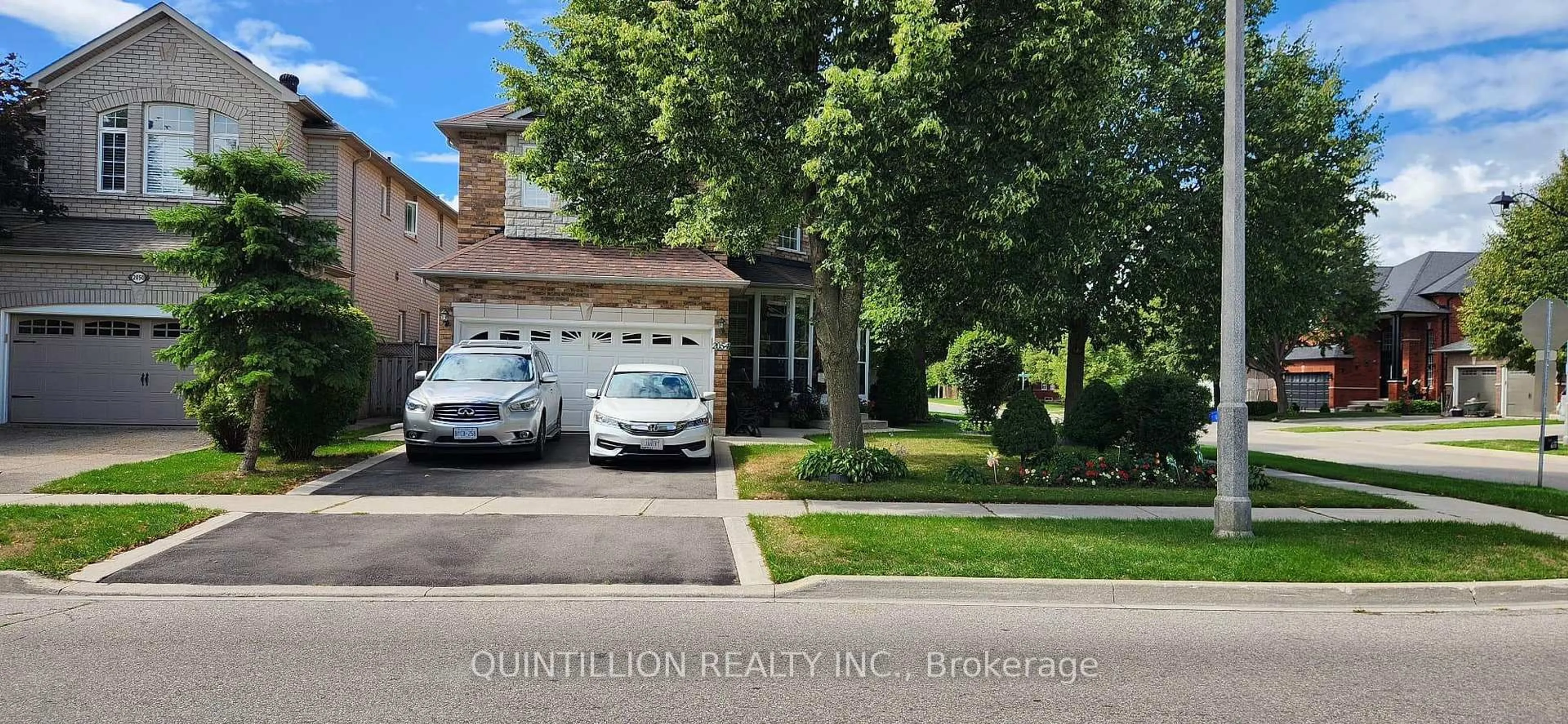 Unknown for 2054 Bloomfield Dr, Oakville Ontario L6M 3W3
