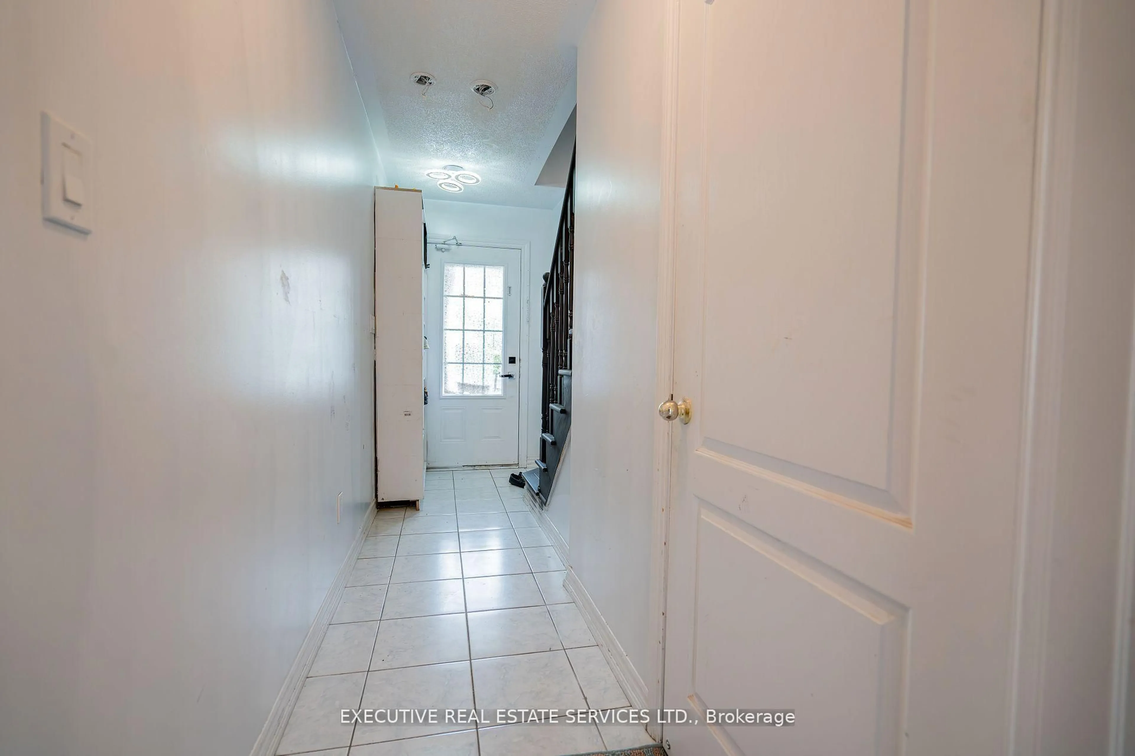 Unknown for 5 Sprucewood Rd, Brampton Ontario L6Z 0J3