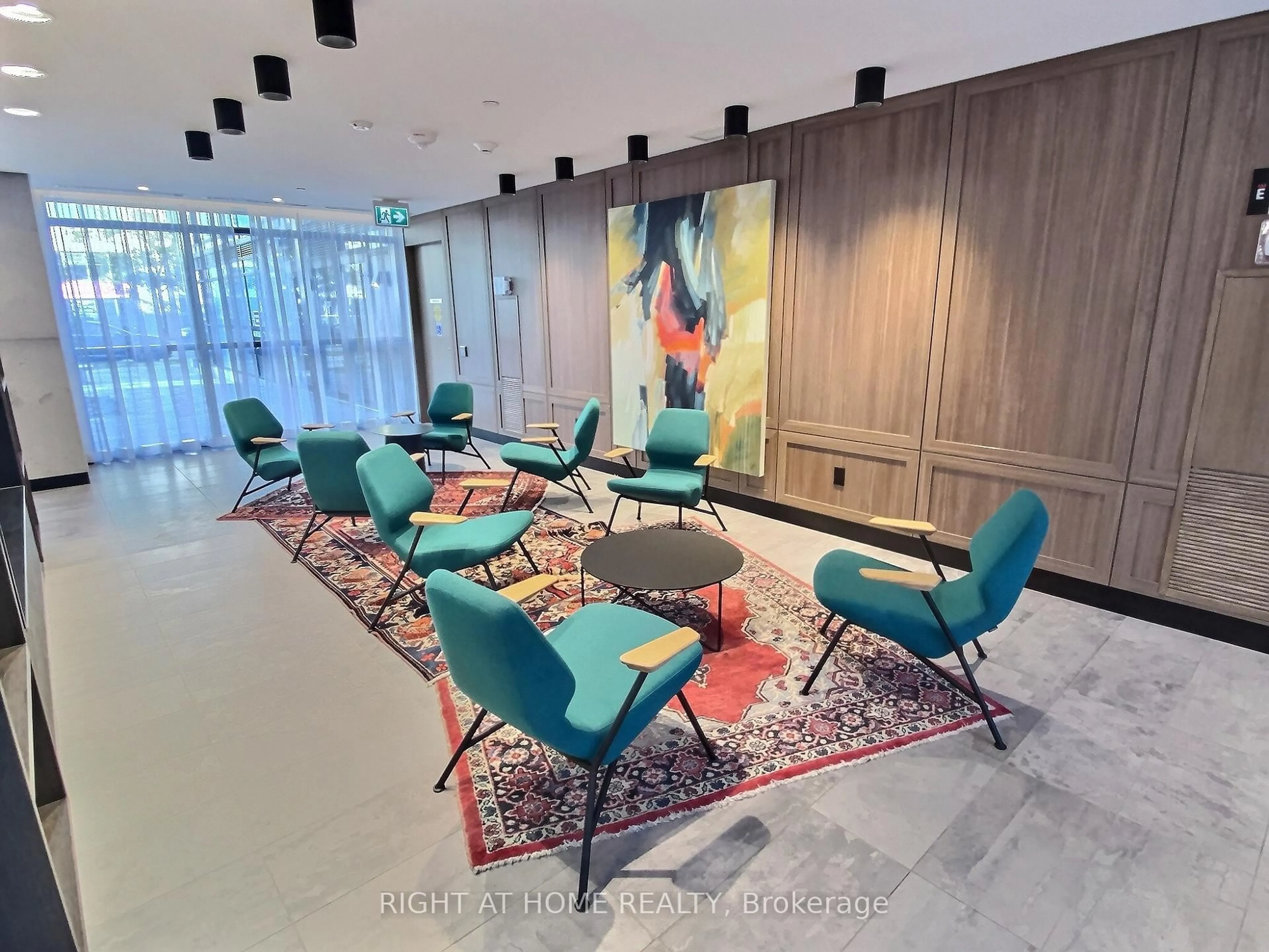 Lobby for 251 Manitoba St #2707, Toronto Ontario M8Y 0C7