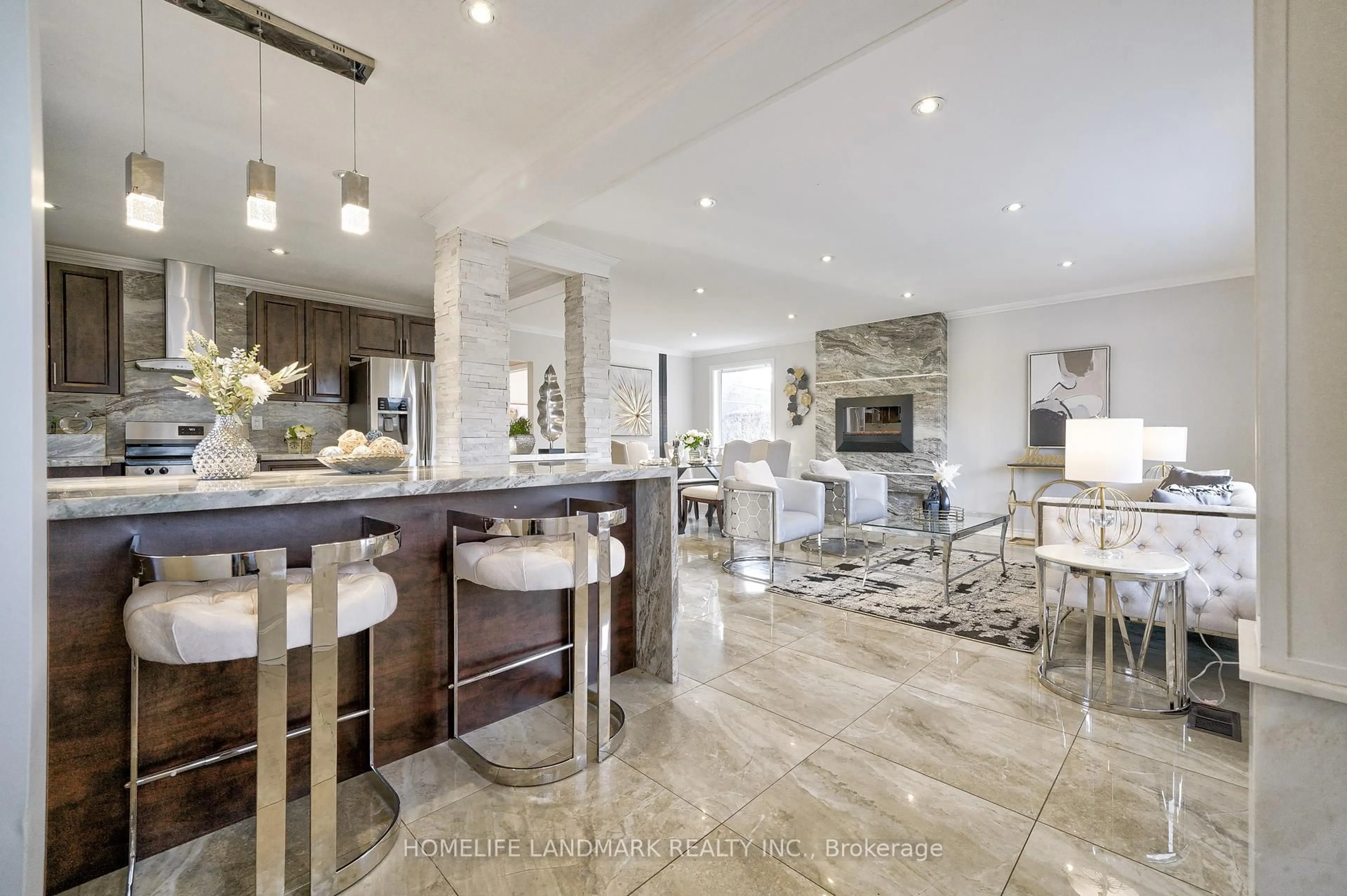 Open concept kitchen, ceramic/tile floor for 373 The Westway, Toronto Ontario M9R 1H3