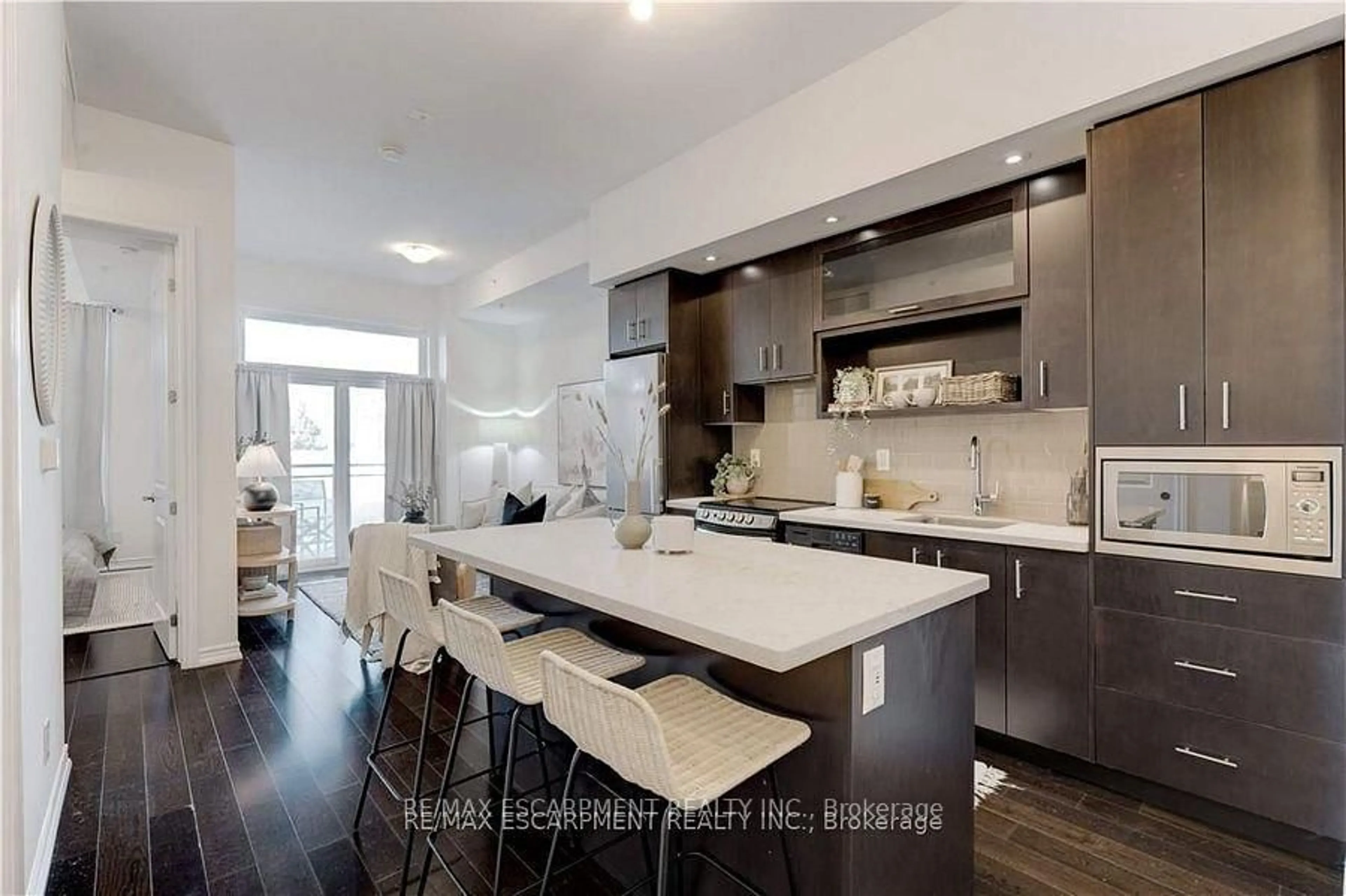 Open concept kitchen, unknown for 457 Plains Rd #110, Burlington Ontario L7T 0B8
