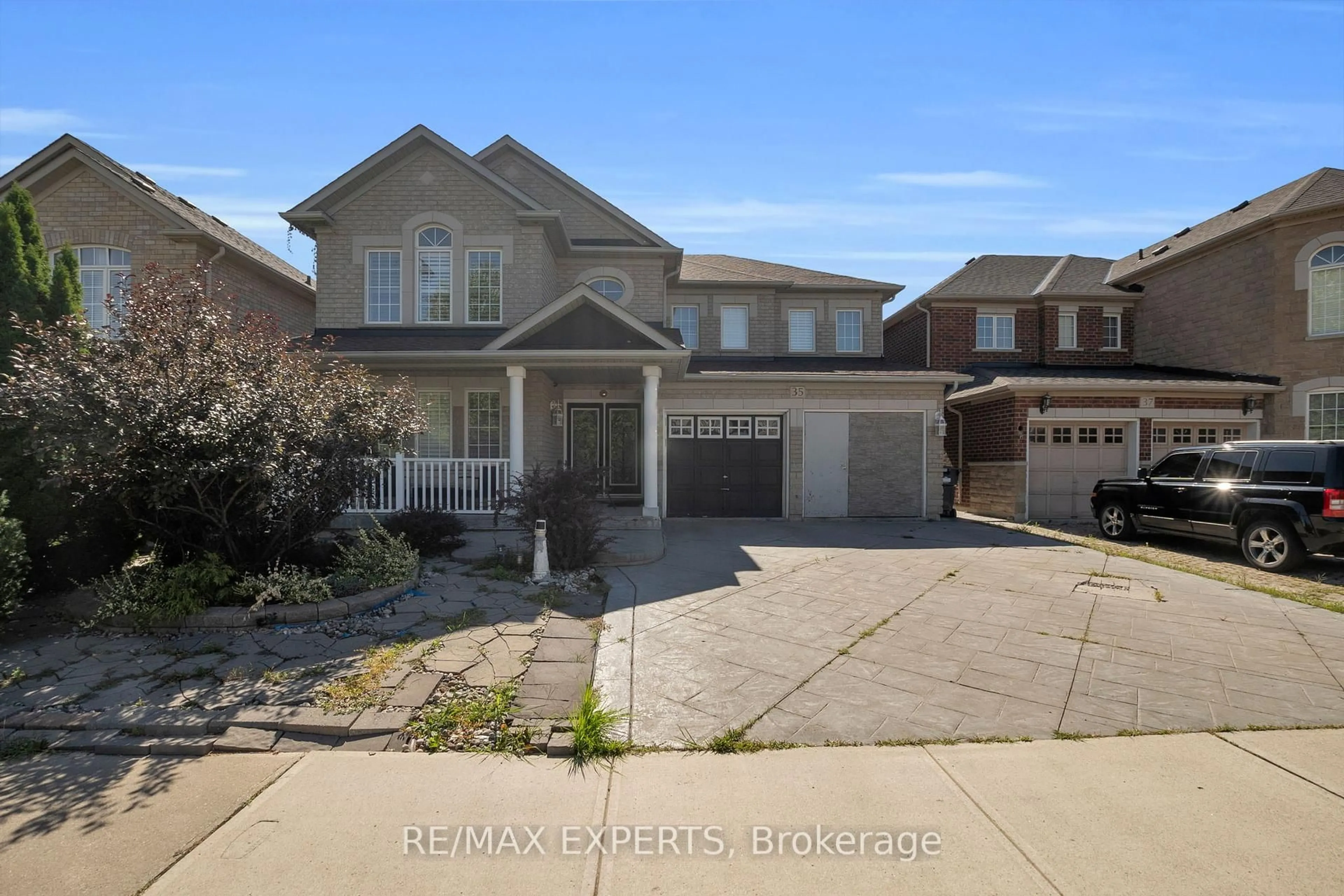 Home with brick exterior material, street for 35 Duffield Rd, Brampton Ontario L7A 2P5