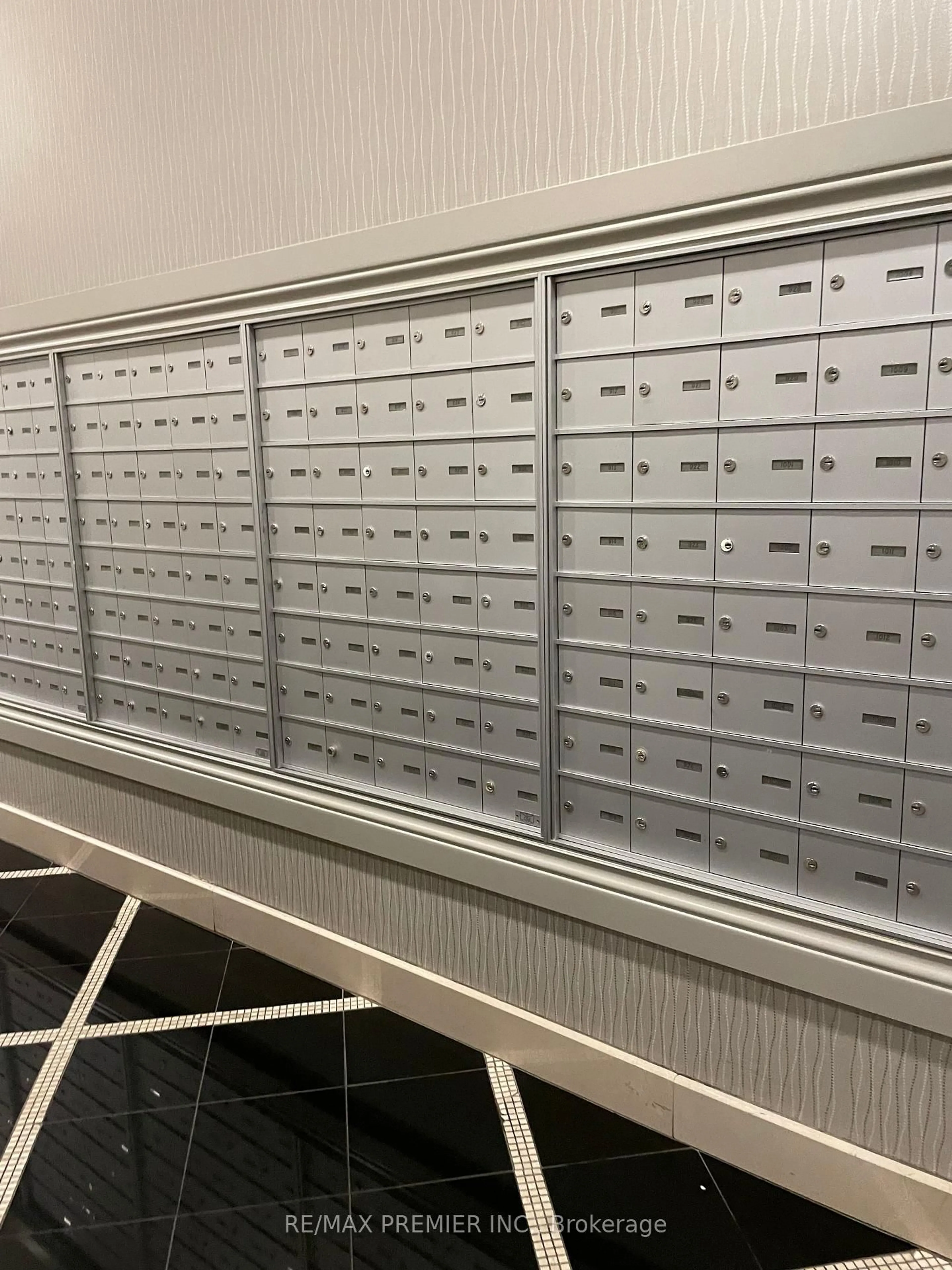 Storage room or clothes room or walk-in closet for 2737 Keele St #325, Toronto Ontario M3M 2E9