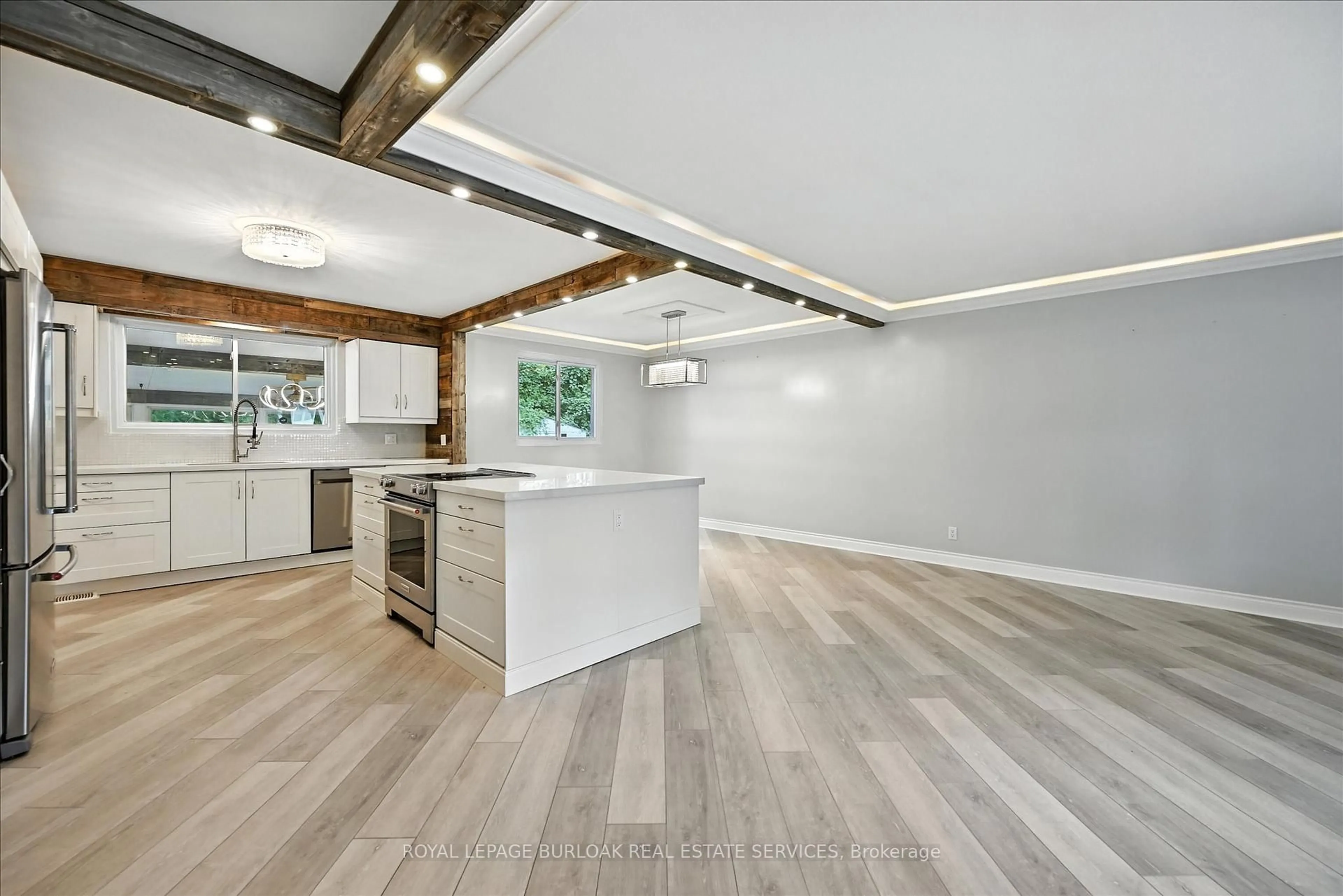 Open concept kitchen, unknown for 1059 Marley Cres, Burlington Ontario L7T 3S3