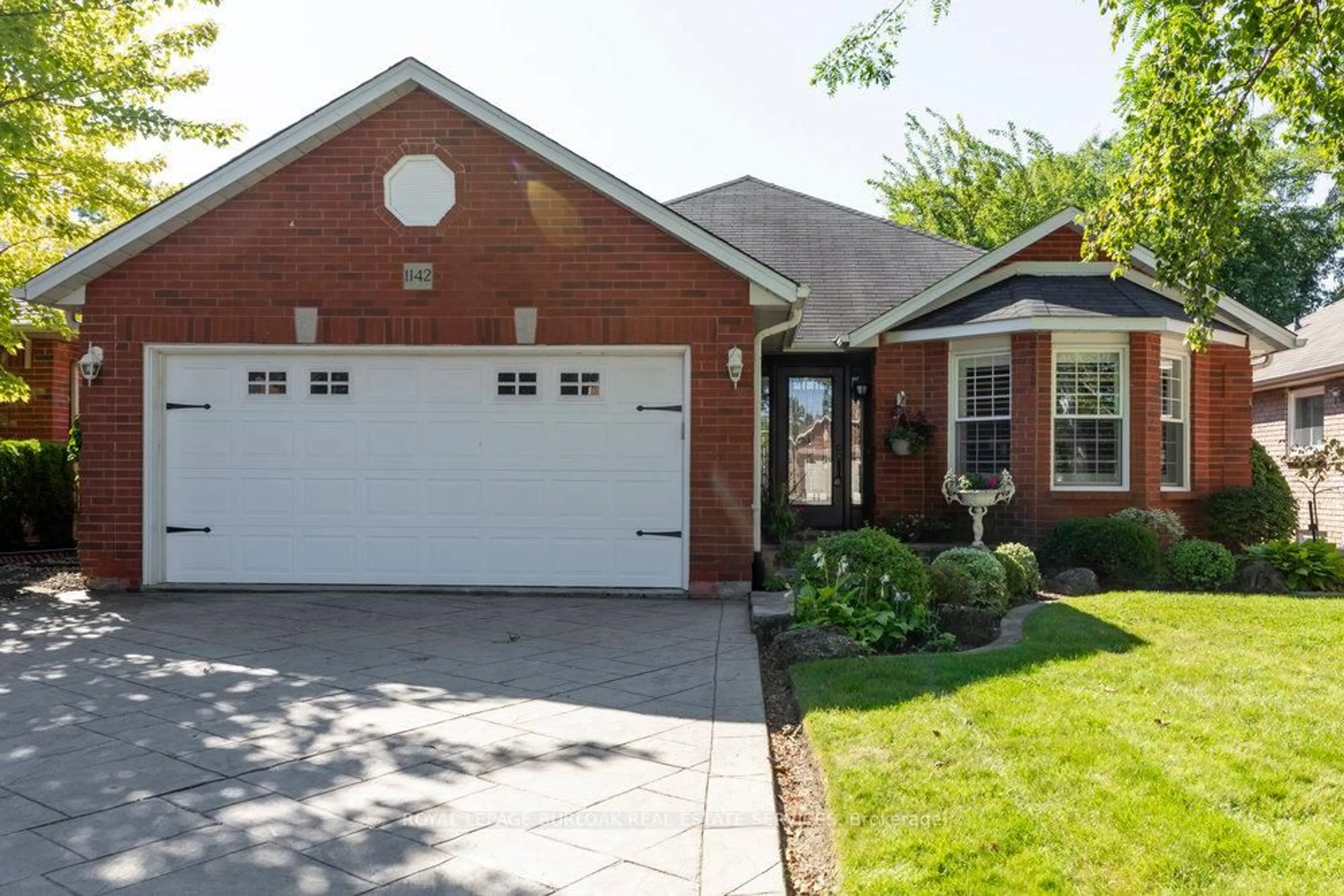 Home with brick exterior material, street for 1142 Augustus Dr, Burlington Ontario L7S 2K6
