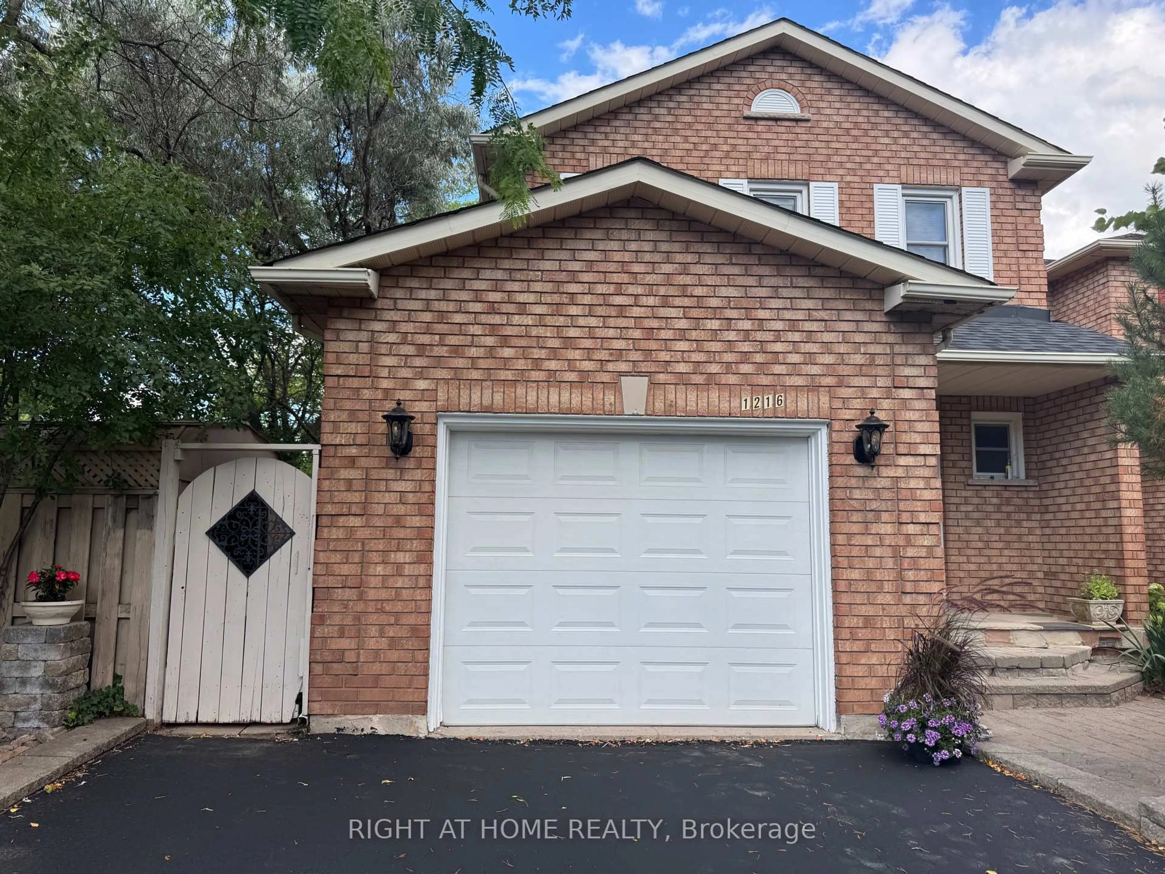 Home with brick exterior material, street for 1216 Blackburn Dr, Oakville Ontario L6M 2X9