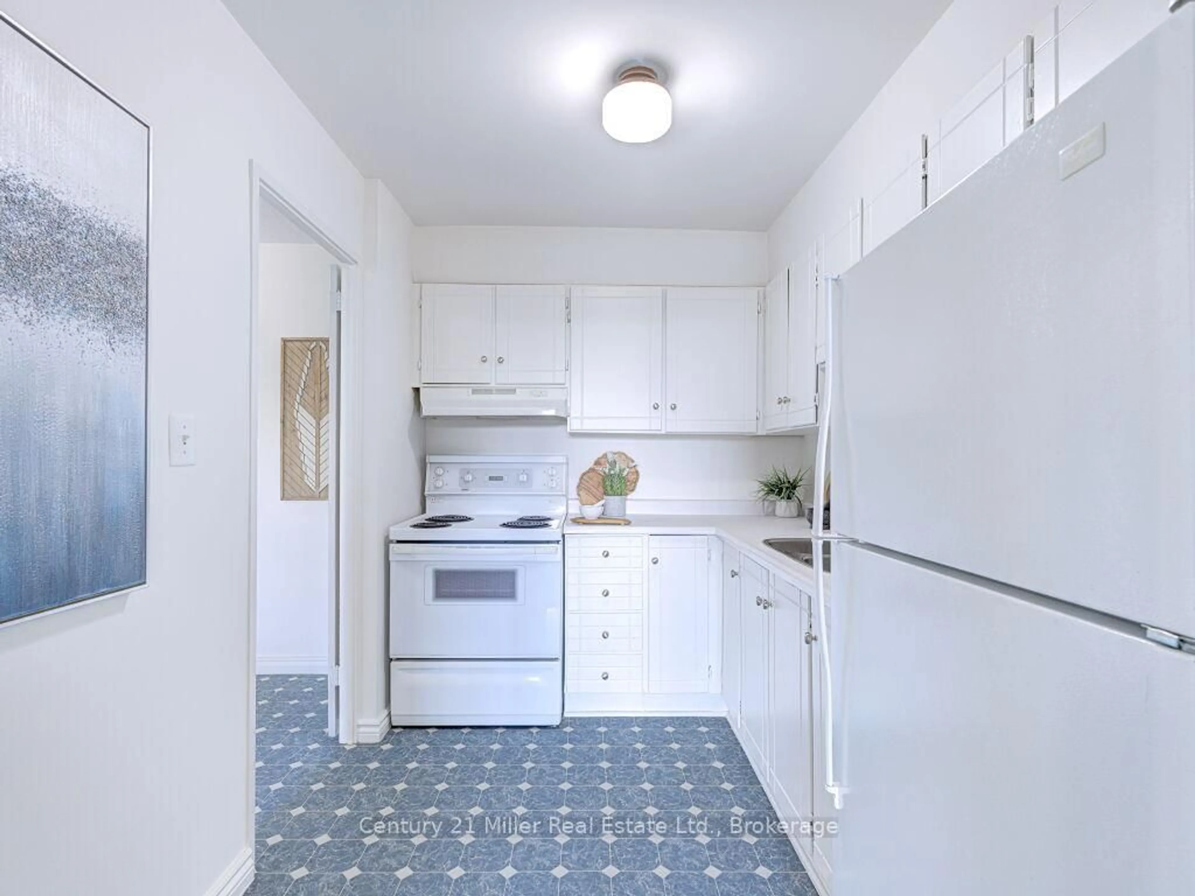 Standard kitchen, unknown for 2263 Marine Dr #406, Oakville Ontario L6L 5K1