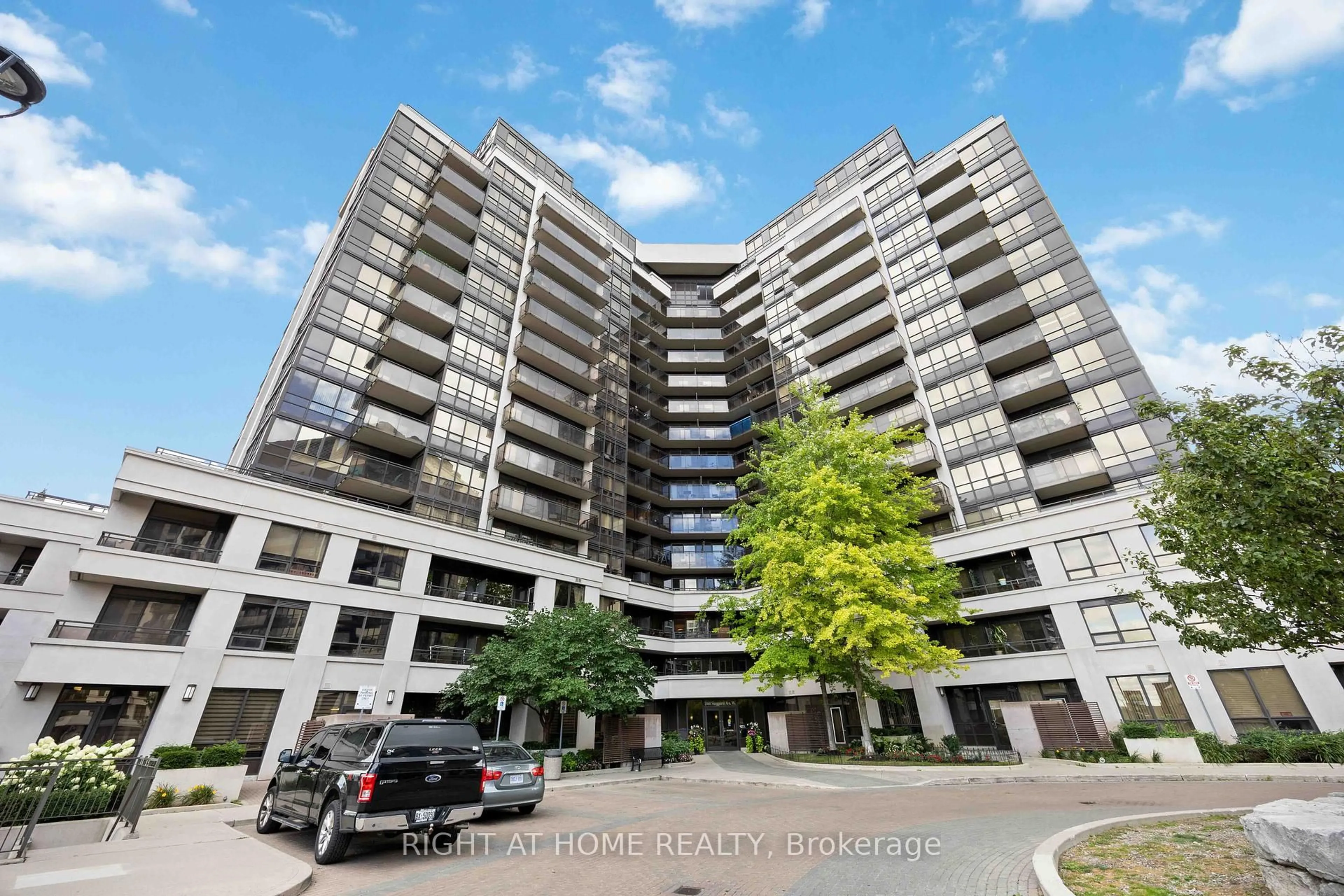 A pic from outside/outdoor area/front of a property/back of a property/a pic from drone, building for 1060 Sheppard Ave #1521, Toronto Ontario M3J 0G7