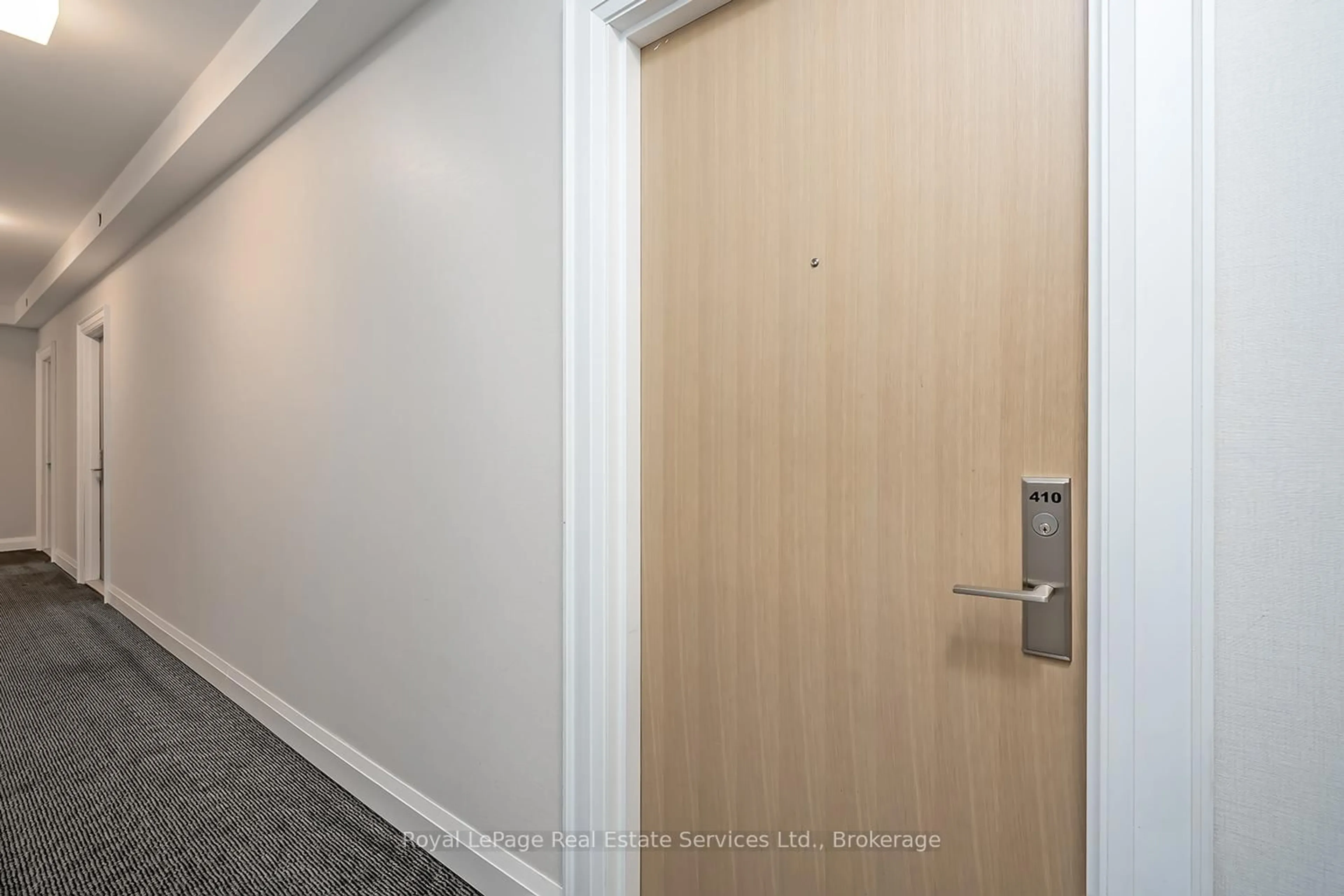 Unknown for 16 McAdam Ave #410, Toronto Ontario M6A 0B9
