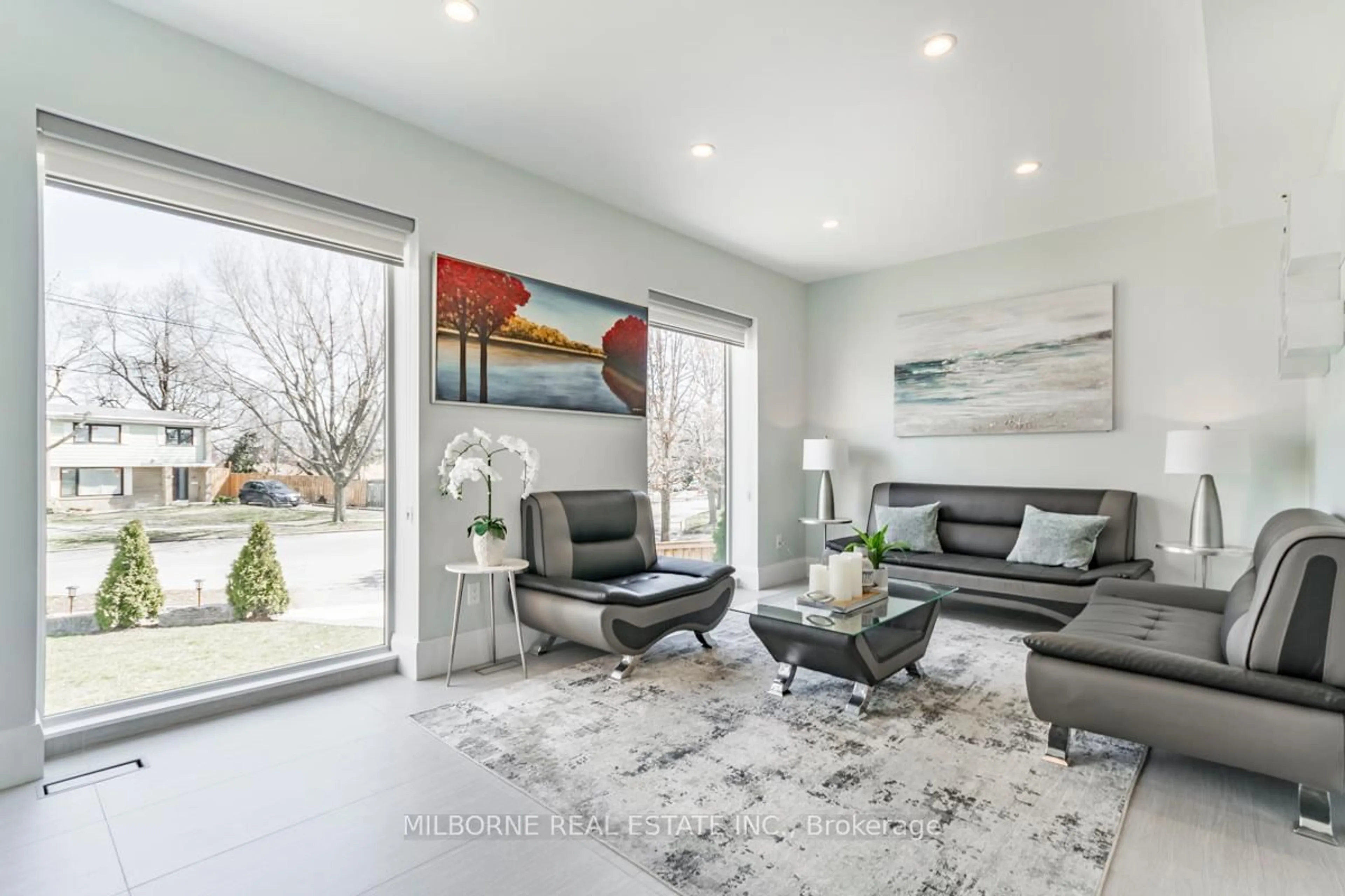 Living room with furniture, unknown for 46 Ashfield Dr, Toronto Ontario M9C 4T9