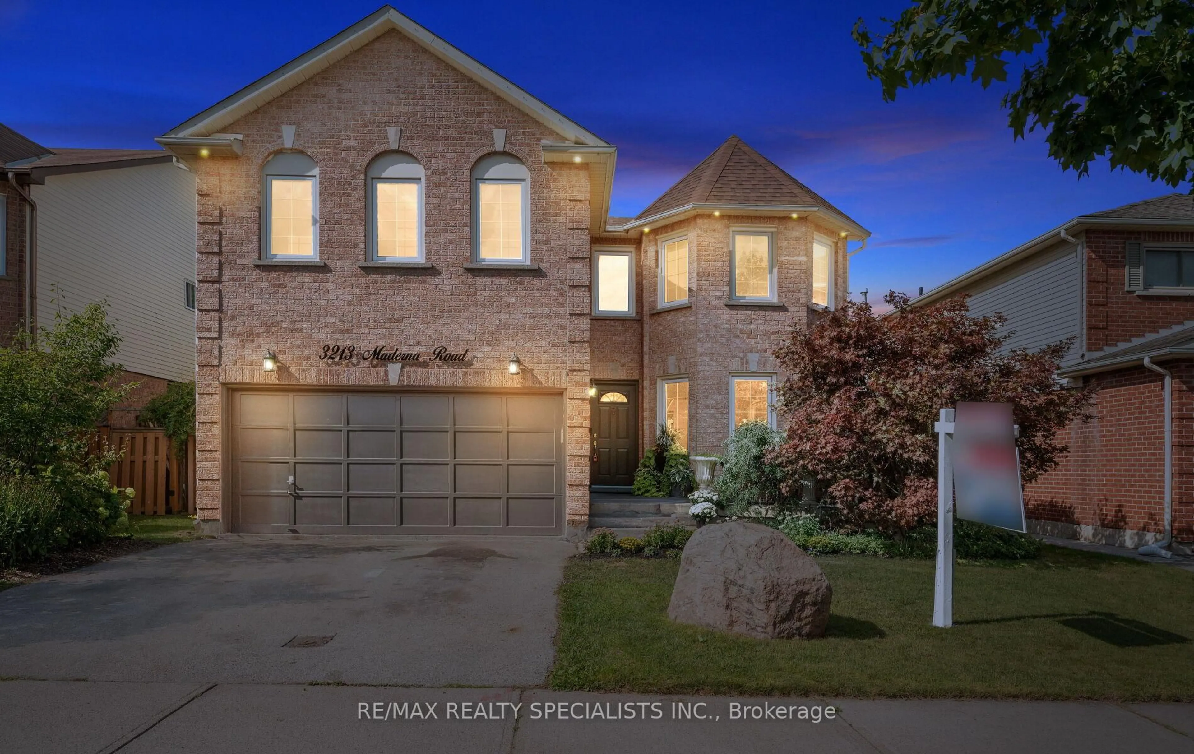 Home with brick exterior material, street for 3213 Maderna Rd, Burlington Ontario L7M 2V6