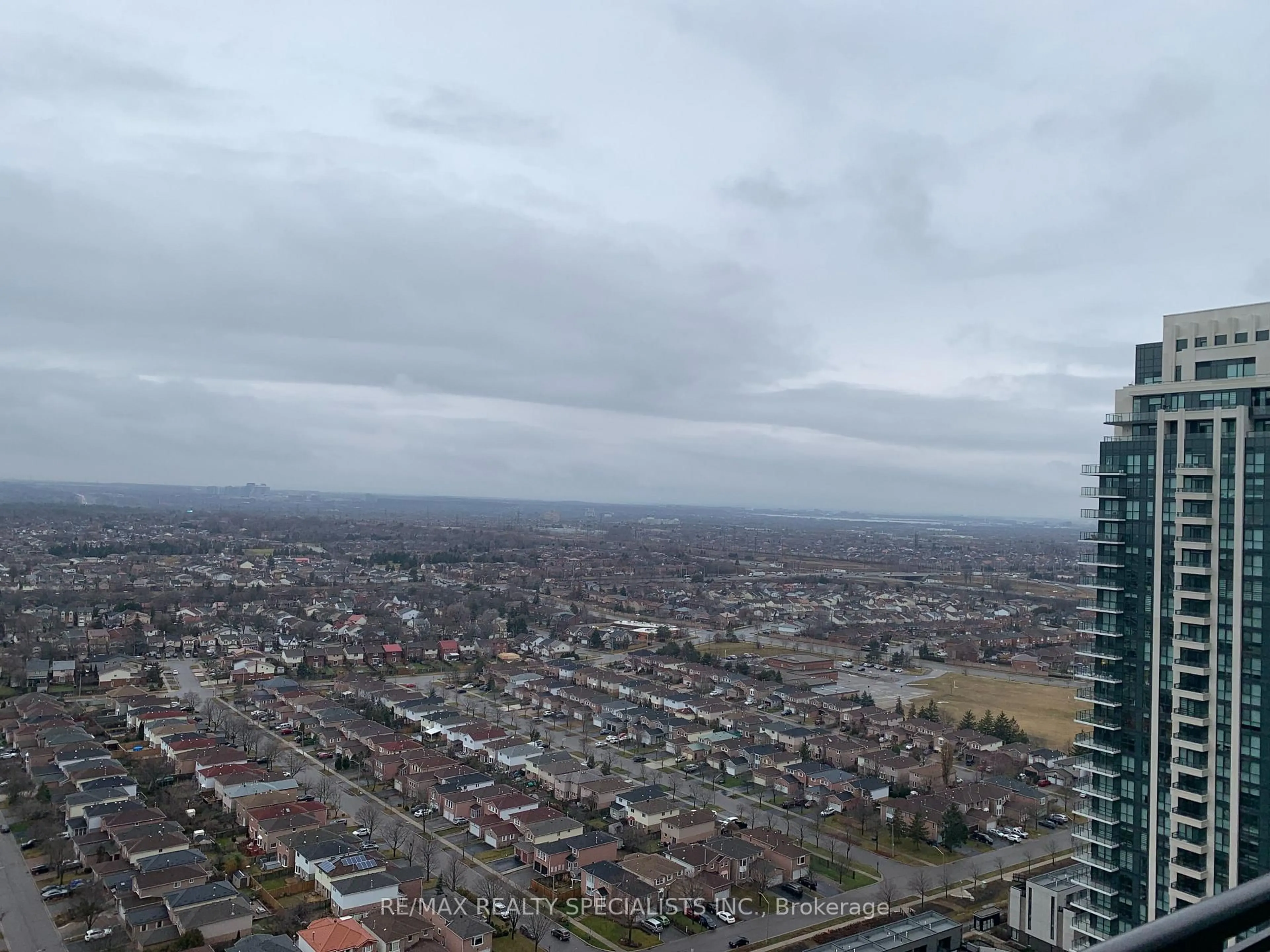 A pic from outside/outdoor area/front of a property/back of a property/a pic from drone, city buildings view from balcony for 4011 Brickstone Mews #2801, Mississauga Ontario L5B 0G3