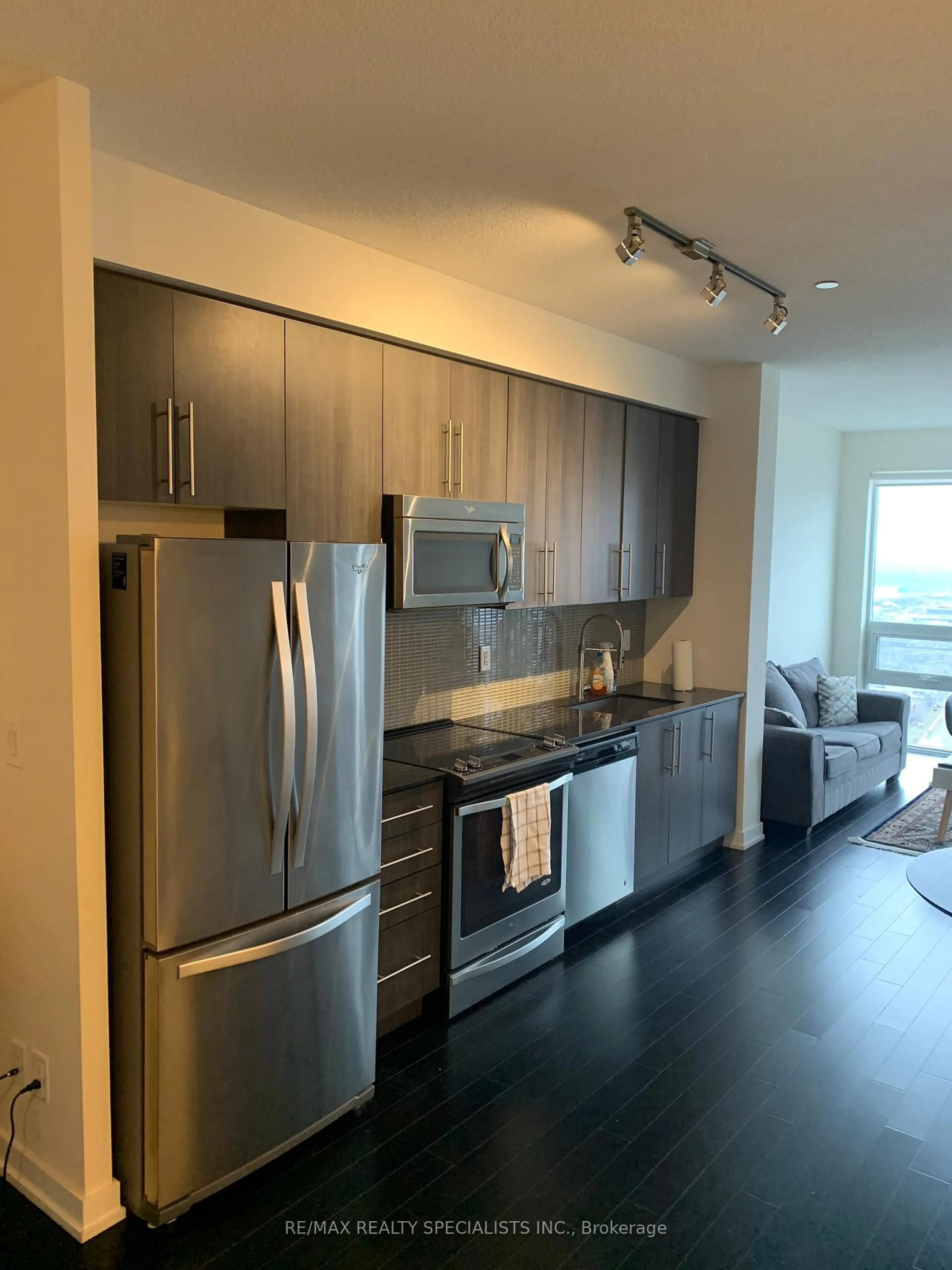 Unknown for 4011 Brickstone Mews #2801, Mississauga Ontario L5B 0G3