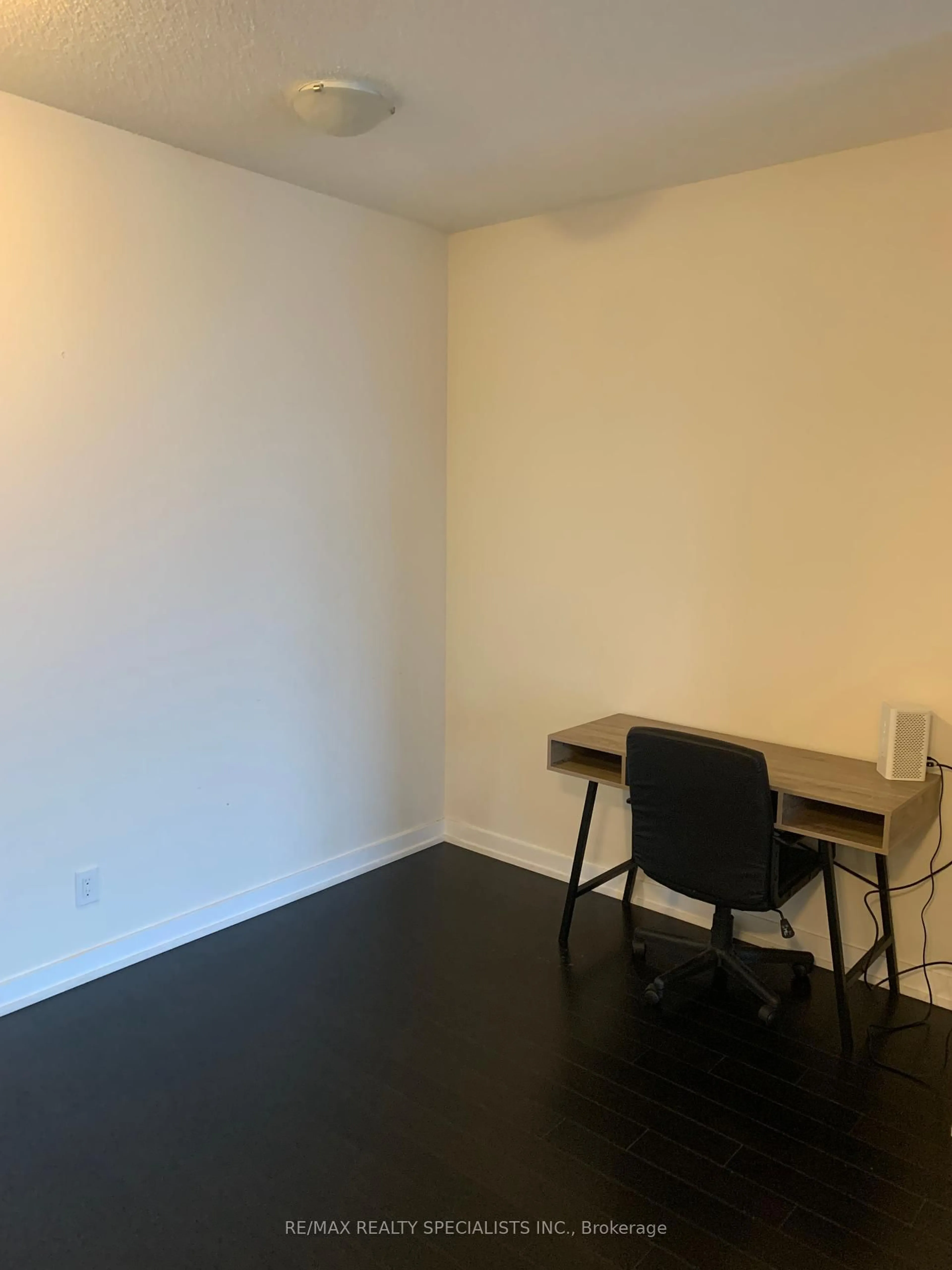 A pic of a room for 4011 Brickstone Mews #2801, Mississauga Ontario L5B 0G3