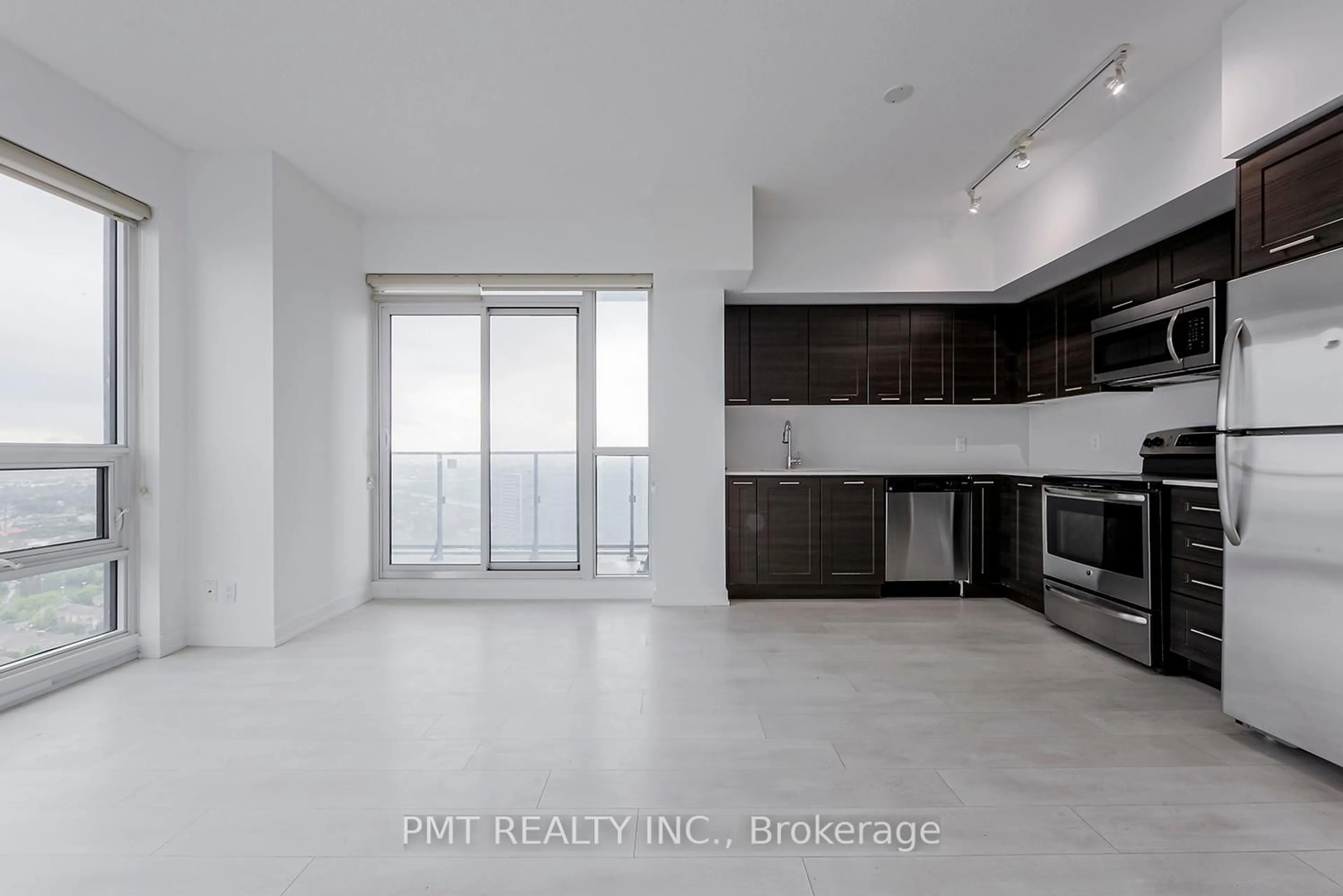 Unknown for 2220 Lake Shore Blvd #3902, Toronto Ontario M8V 0C1