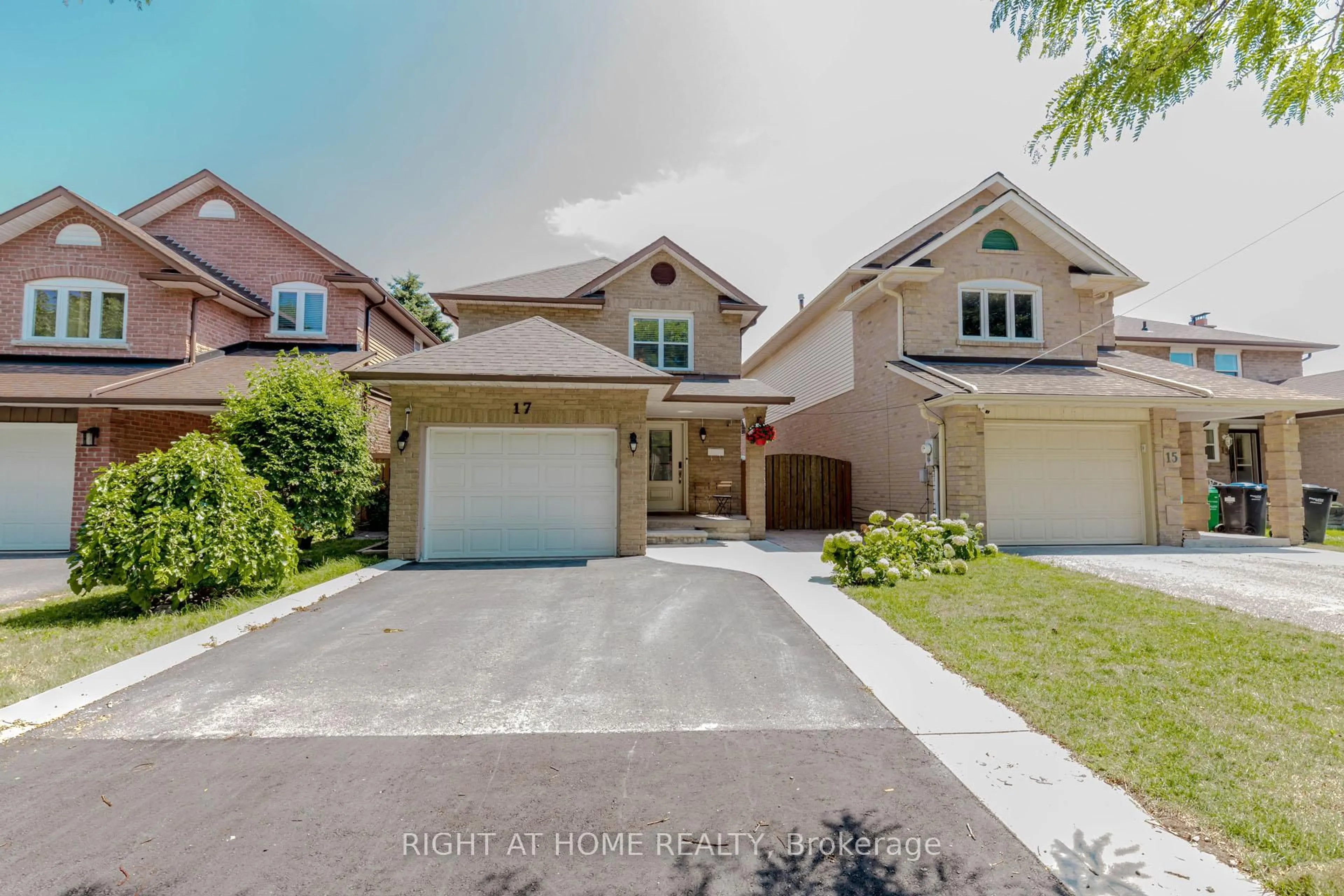 A pic from outside/outdoor area/front of a property/back of a property/a pic from drone, street for 17 Garden Ave, Brampton Ontario L6X 1M4
