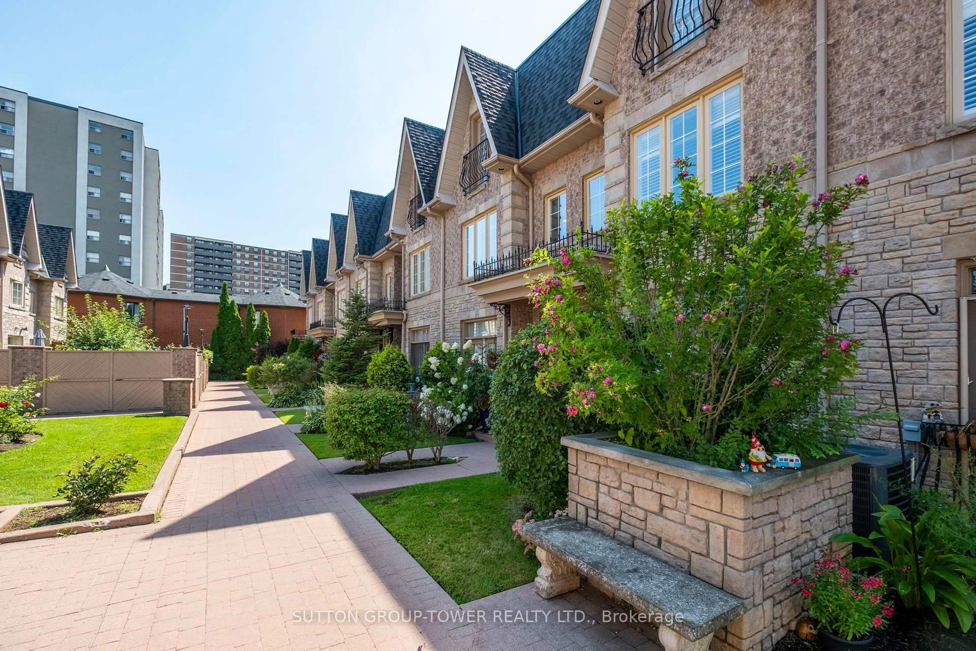 Home with brick exterior material, street for 544C Scarlett Rd #11, Toronto Ontario M9P 2S2