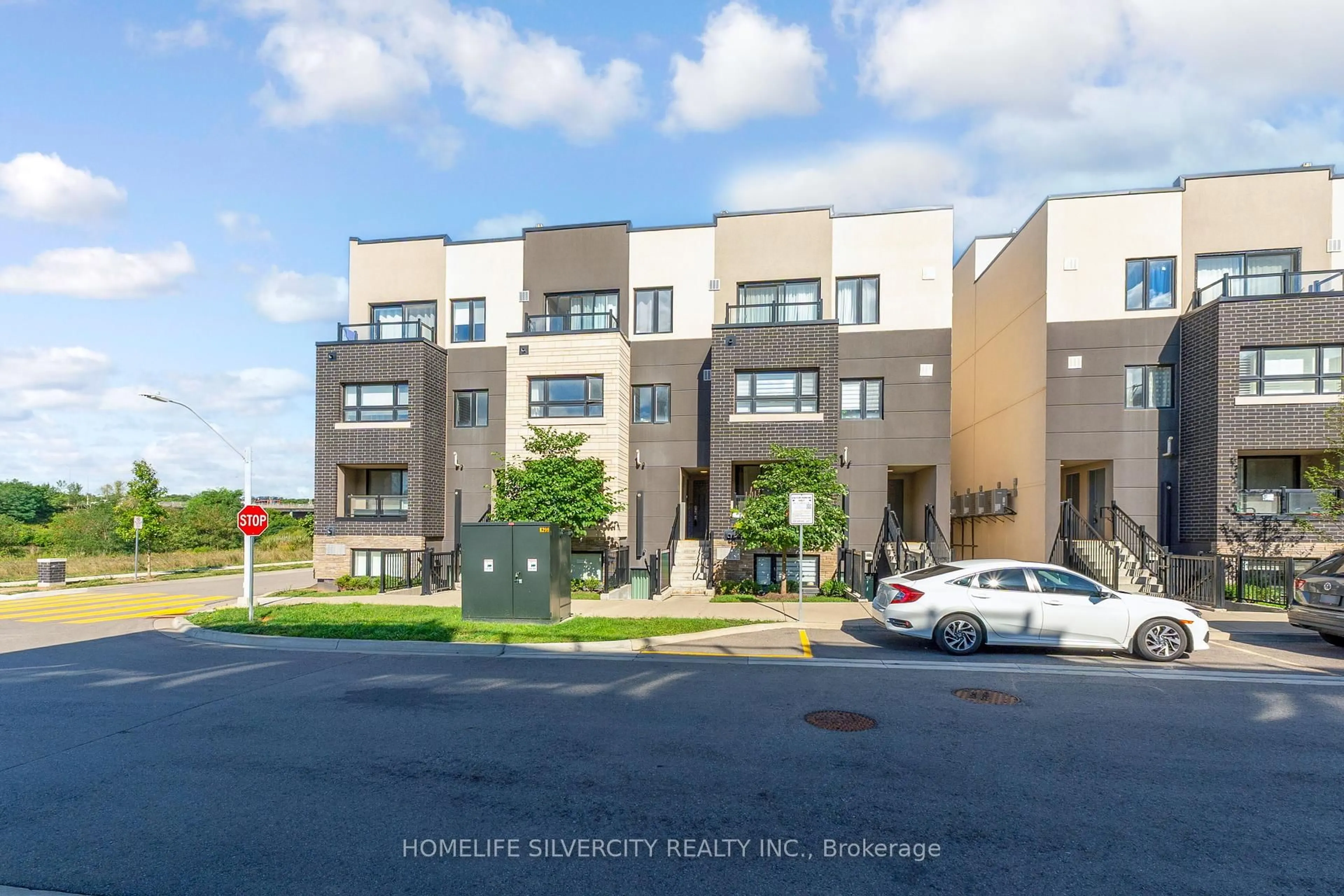 A pic from outside/outdoor area/front of a property/back of a property/a pic from drone, street for 1127 Cooke Blvd #508, Burlington Ontario L7T 0C3