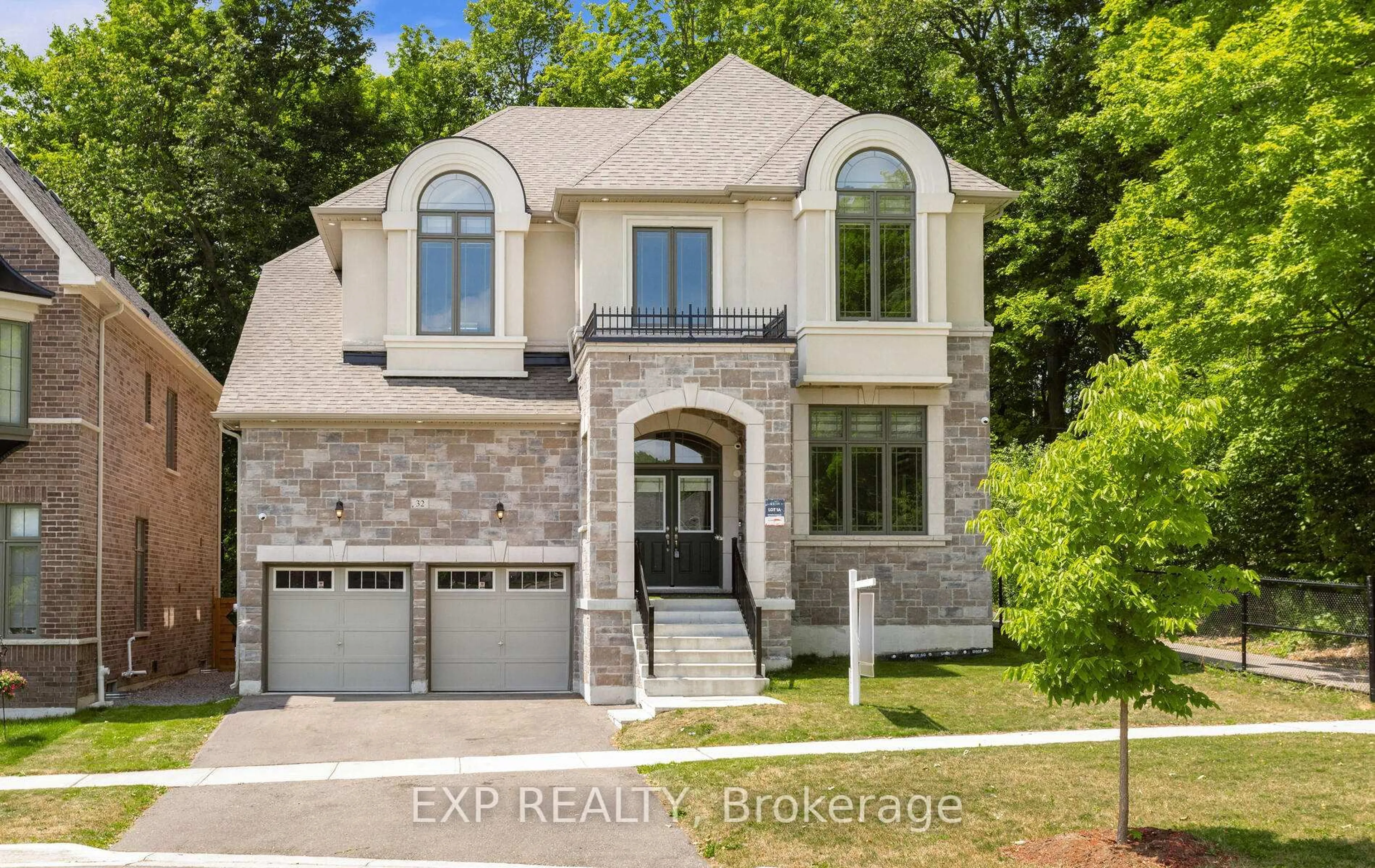 Home with brick exterior material, street for 32 Daisy Meadow Cres, Caledon Ontario L7C 3A3