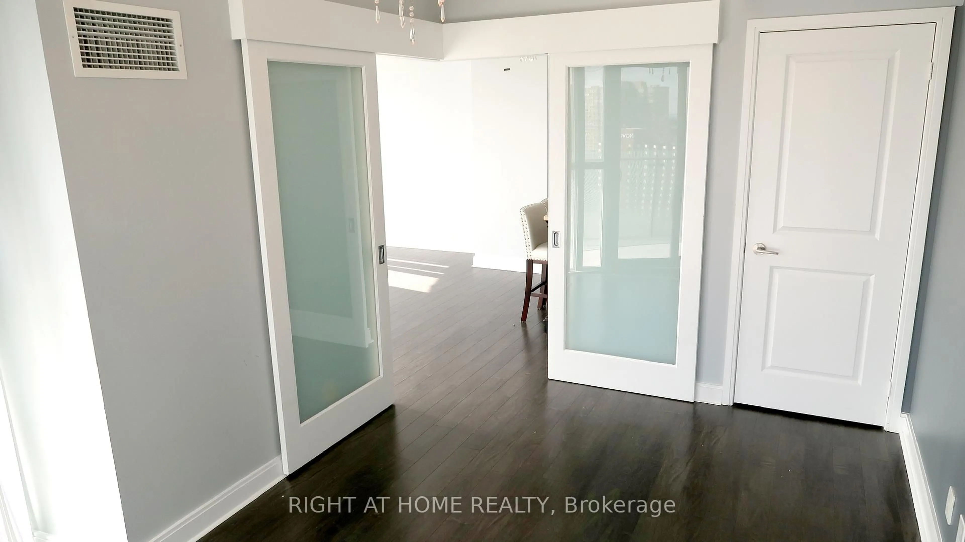 Indoor entryway for 50 Absolute Ave #1606, Mississauga Ontario L4Z 0A9
