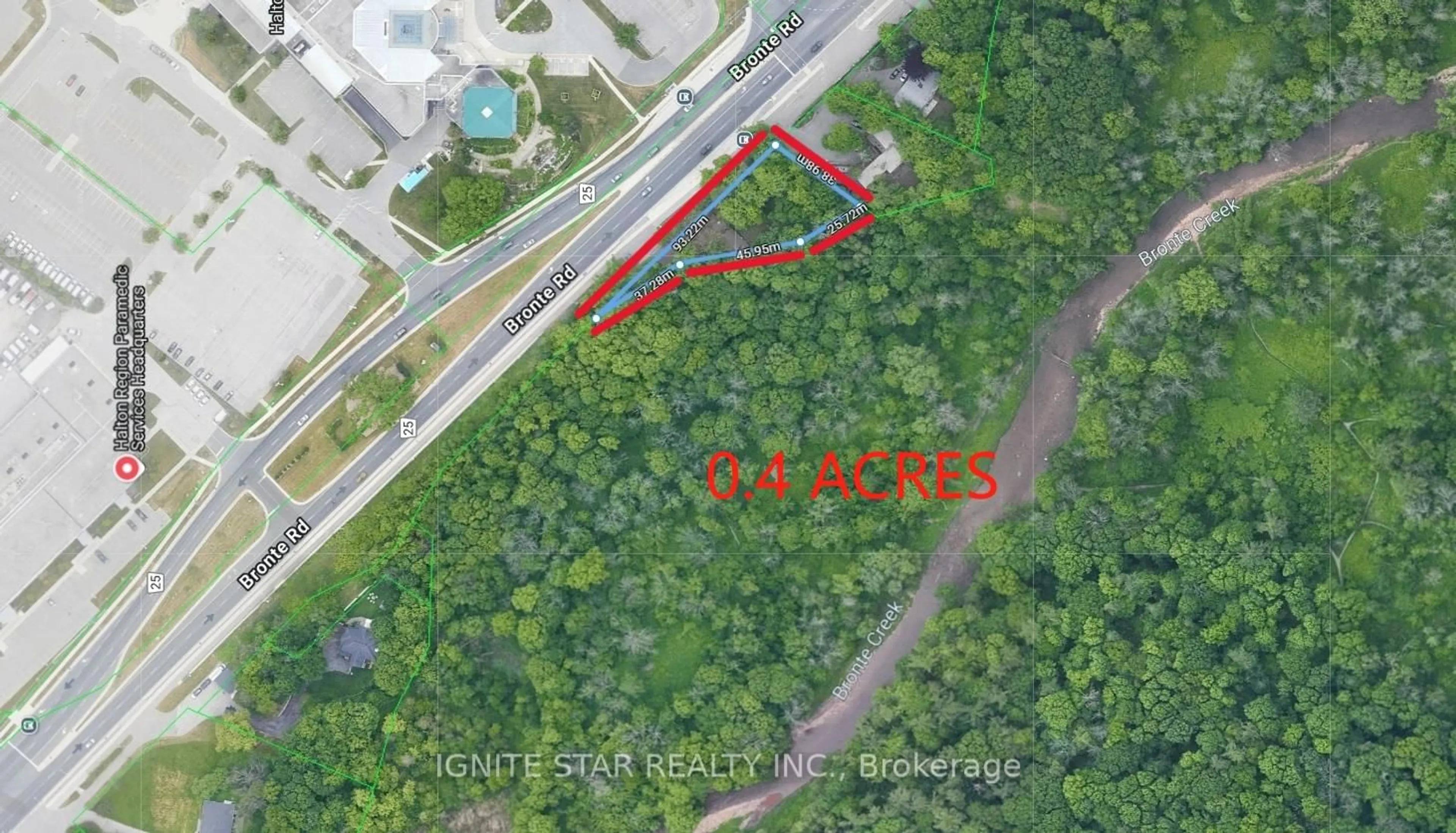 A pic from outside/outdoor area/front of a property/back of a property/a pic from drone, forest/trees view for 1136 Bronte Rd, Oakville Ontario L6M 4G4