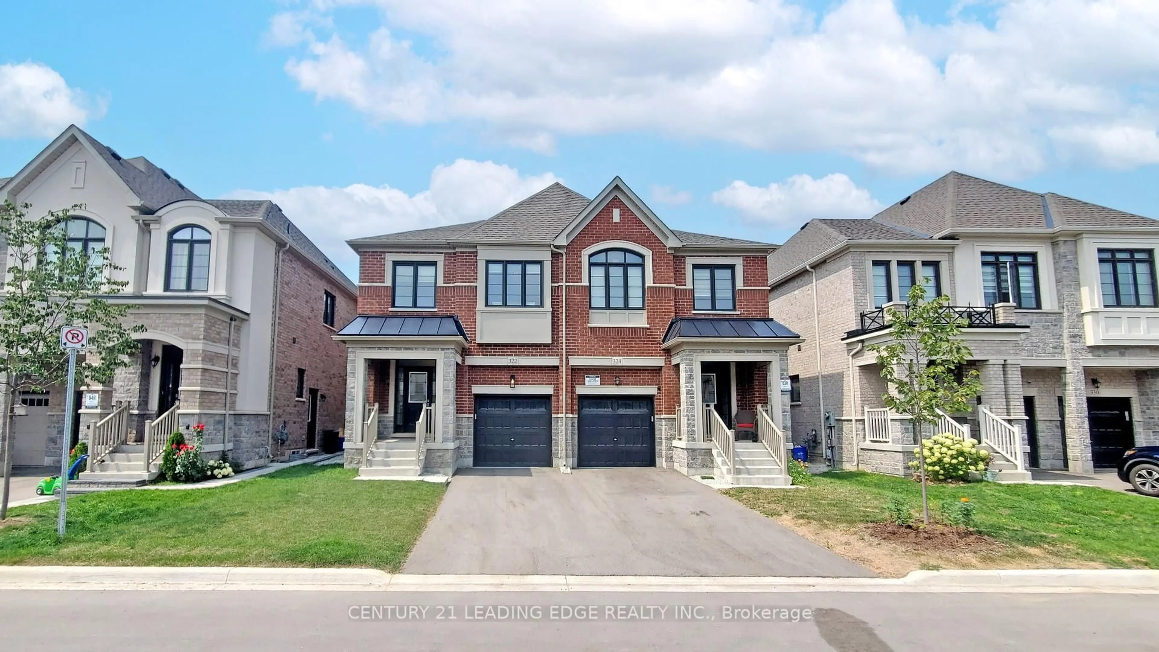 Home with brick exterior material, street for 322 Thimbleweed Crt, Milton Ontario L9E 1T2