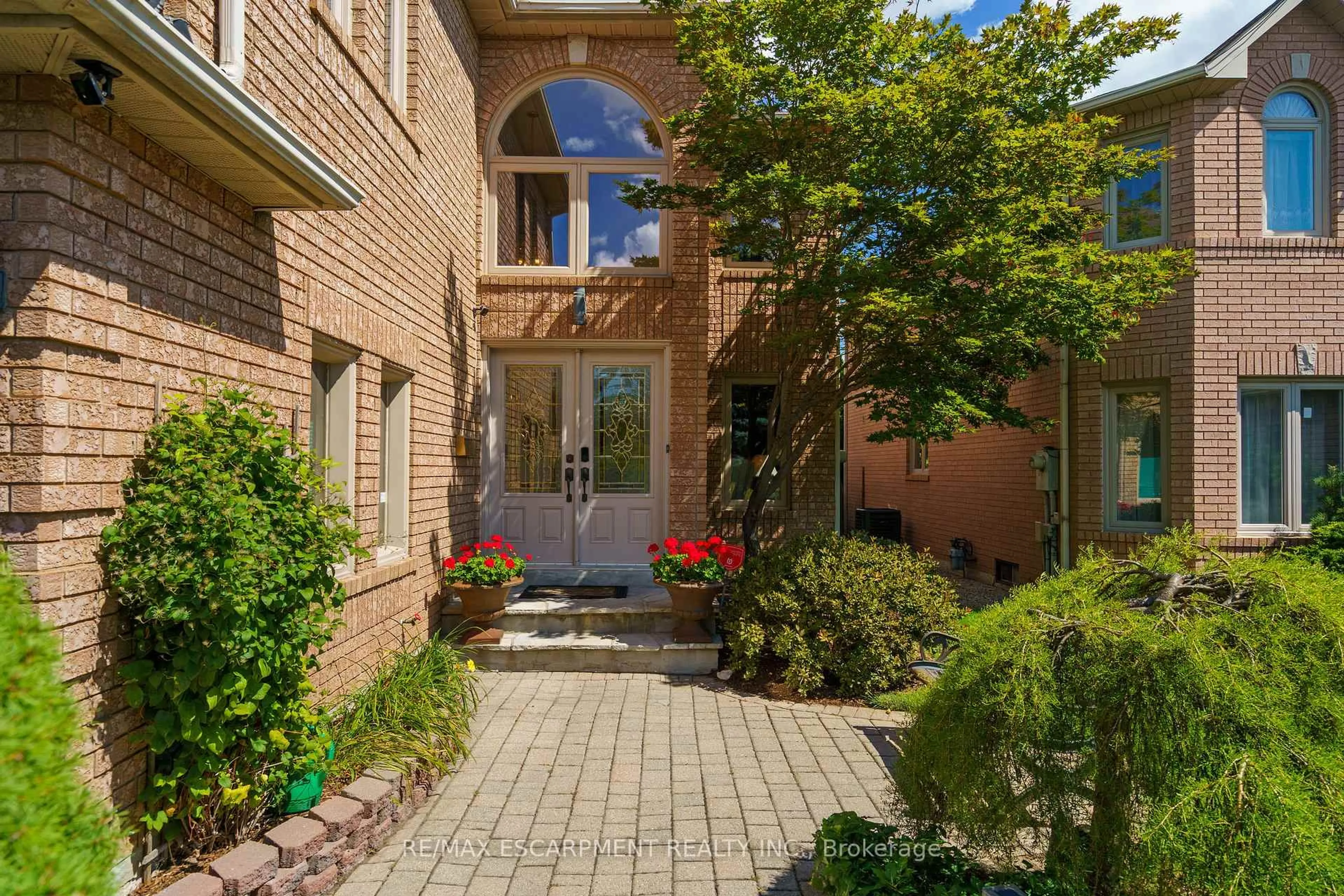 Unknown for 6451 ALDERWOOD Tr, Mississauga Ontario L5N 6W8