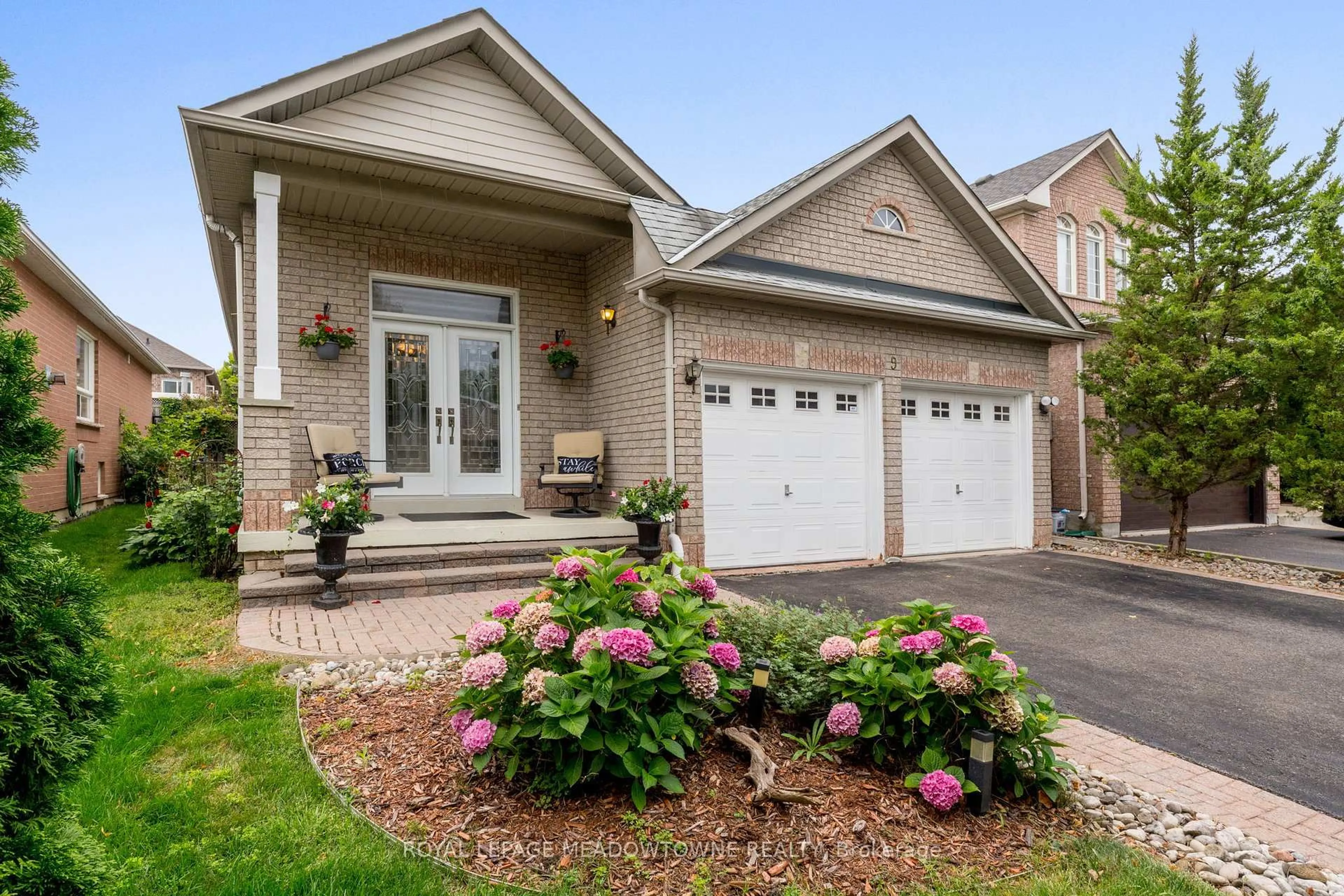 Home with brick exterior material, street for 9 Johnson Cres, Halton Hills Ontario L7G 6A4