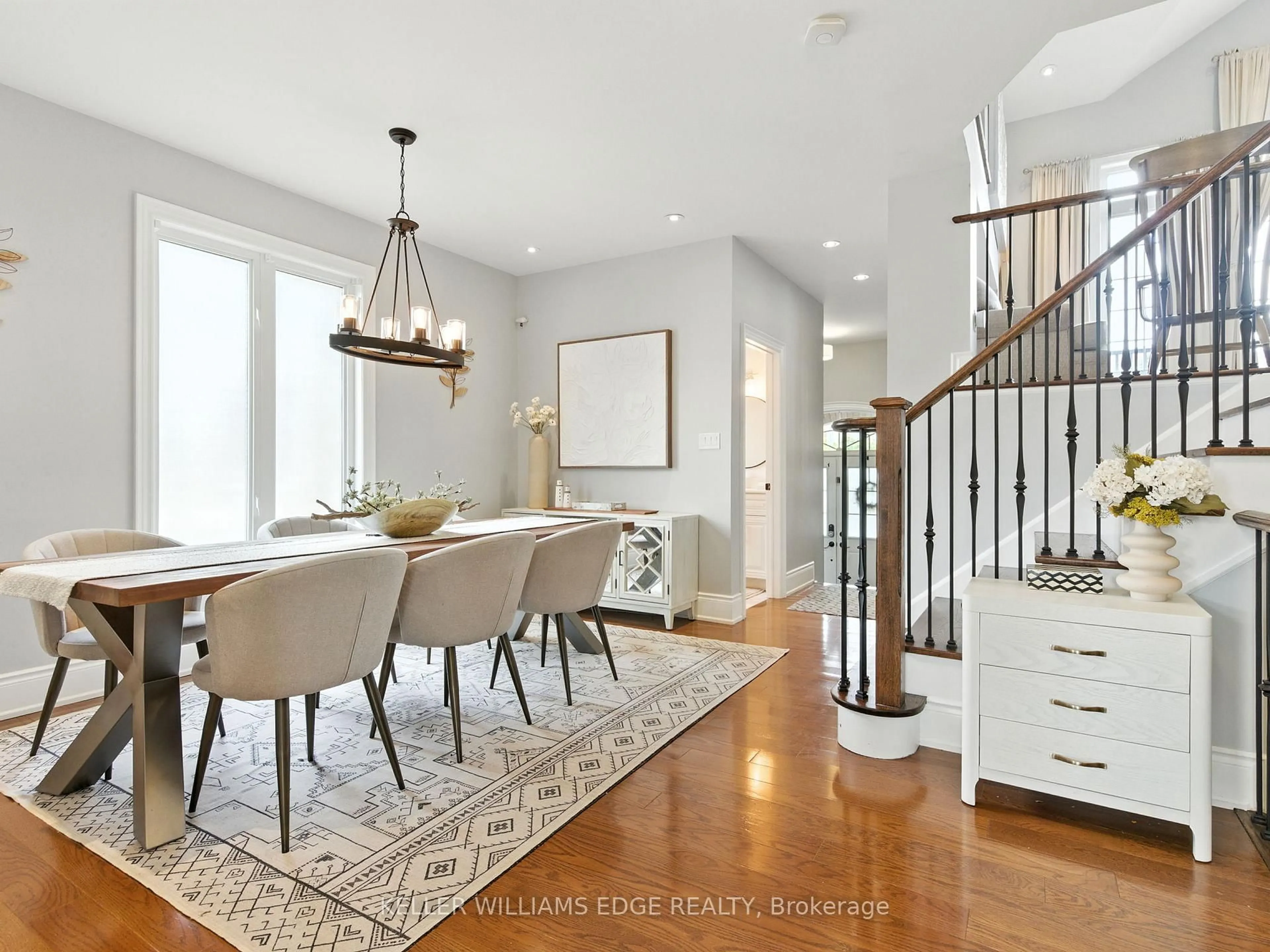 Dining room, unknown for 200 Giddings Cres, Milton Ontario L9T 7A7