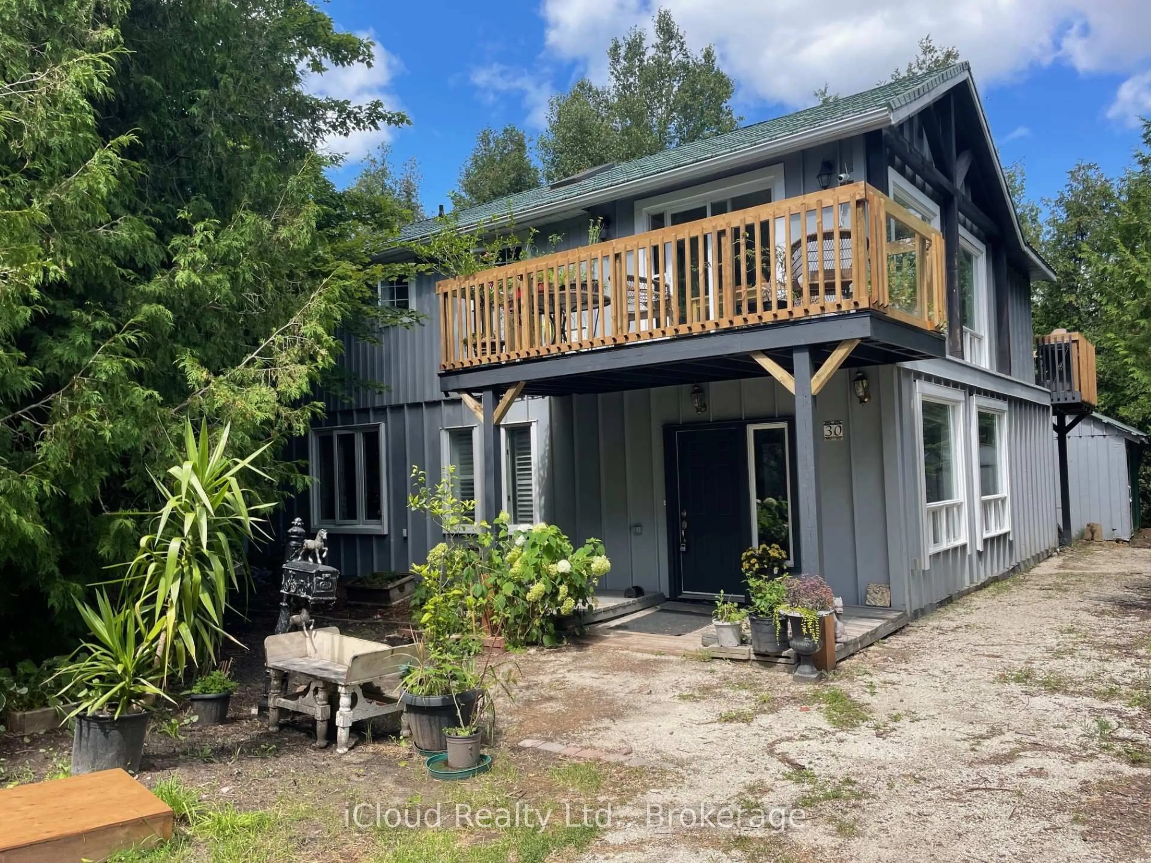 A pic from outside/outdoor area/front of a property/back of a property/a pic from drone, unknown for 897 Caledon East Garafraxa Townline, Caledon Ontario L9W 7H4