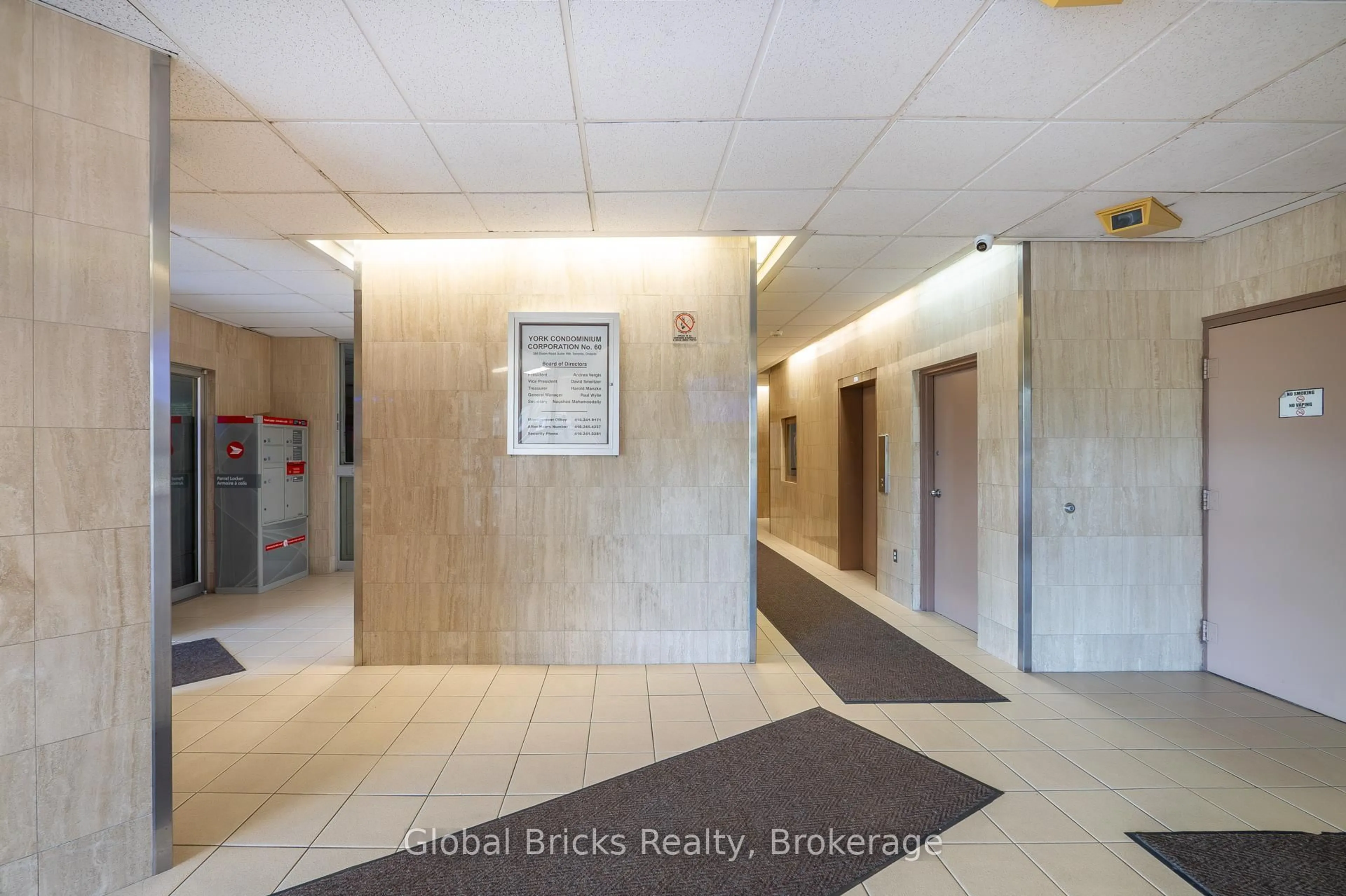 Indoor foyer for 380 Dixon Rd #1904, Toronto Ontario M9R 1T3