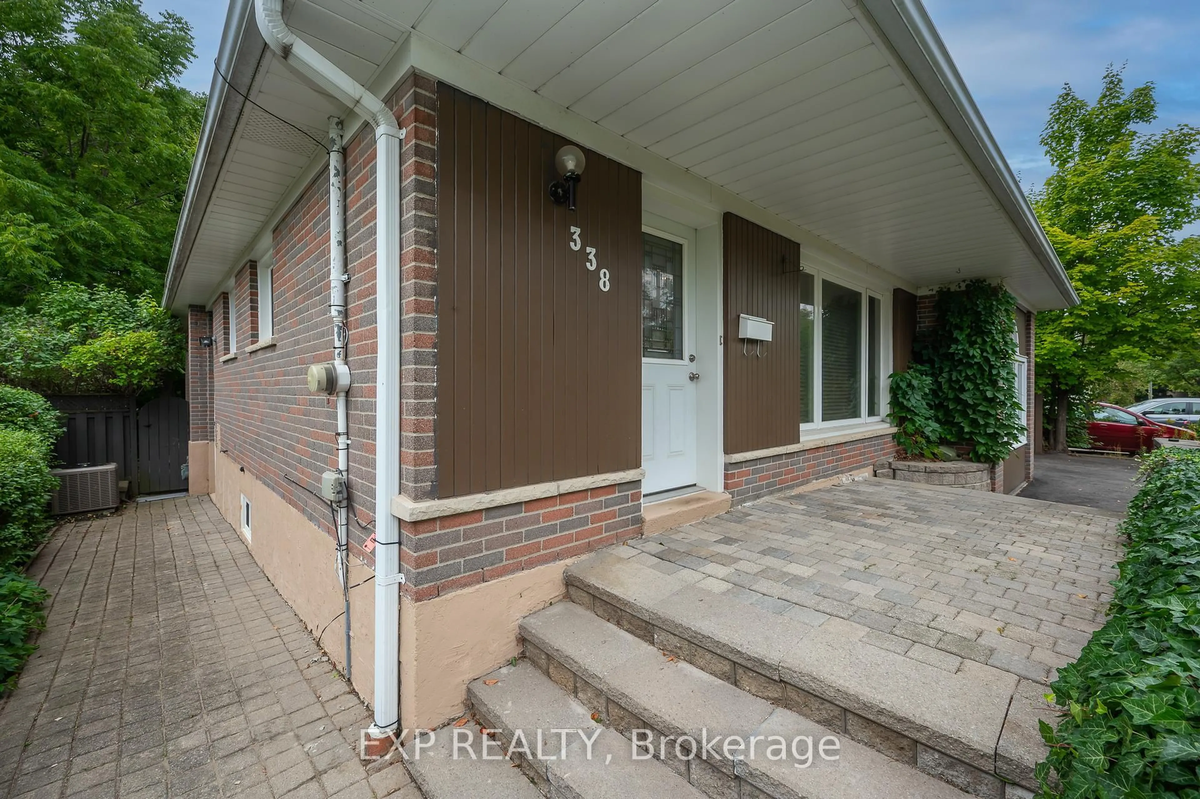 Unknown for 338 Delrex Blvd, Halton Hills Ontario L7G 4H4