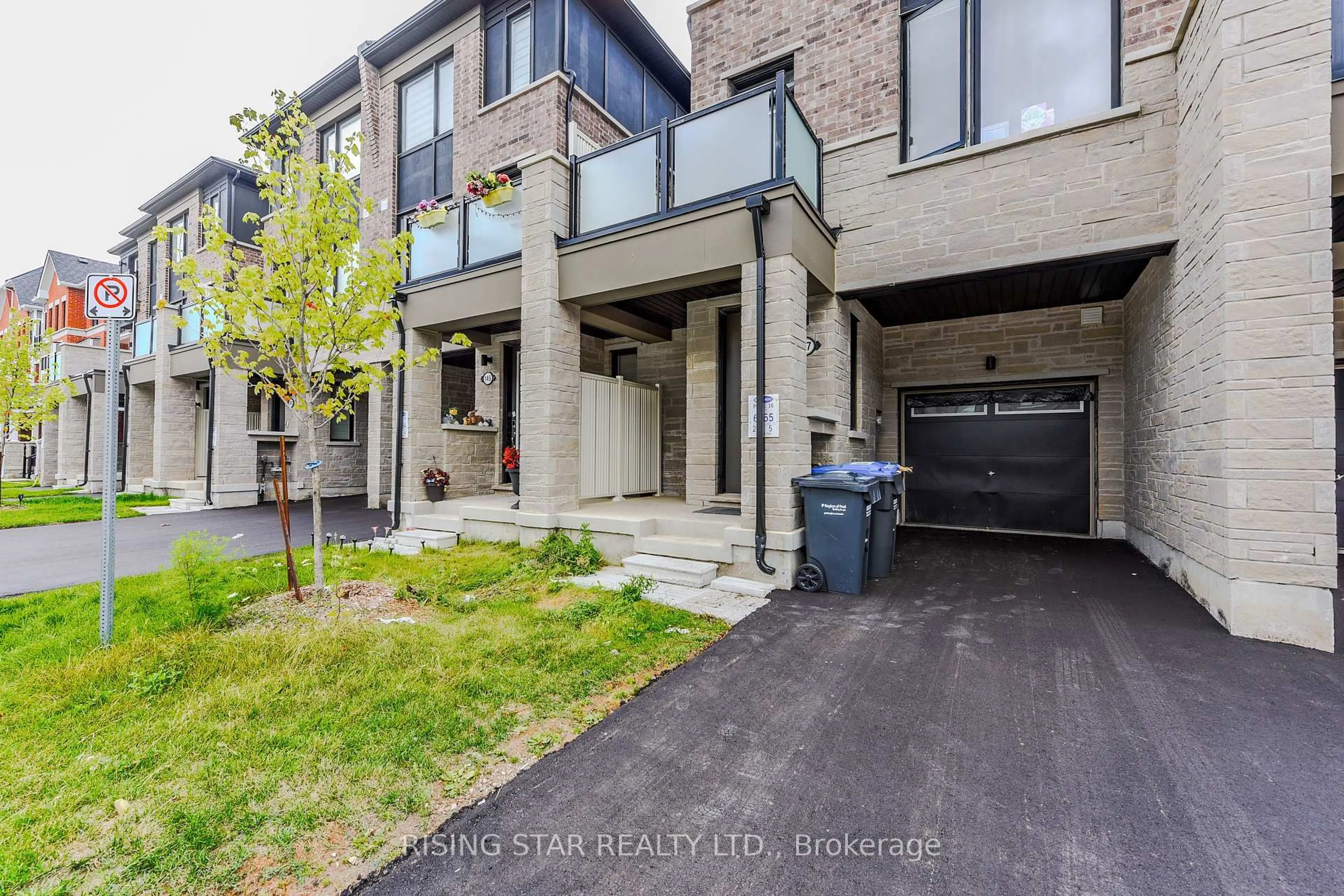 Unknown for 147 Keppel Circ, Brampton Ontario L7A 5K5