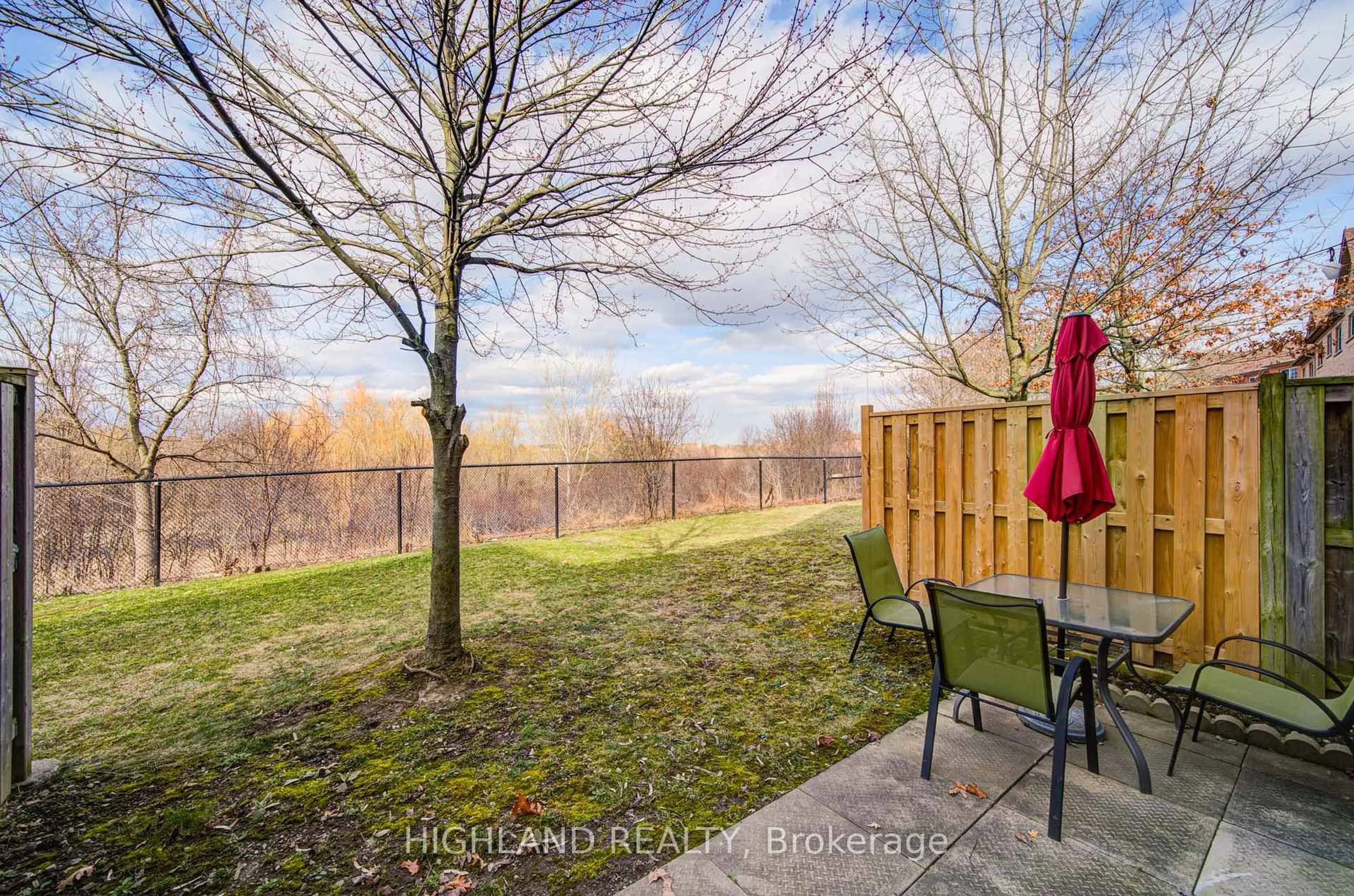 Patio, forest/trees view for 6399 Spinnaker Circ #99, Mississauga Ontario L5W 1Z5