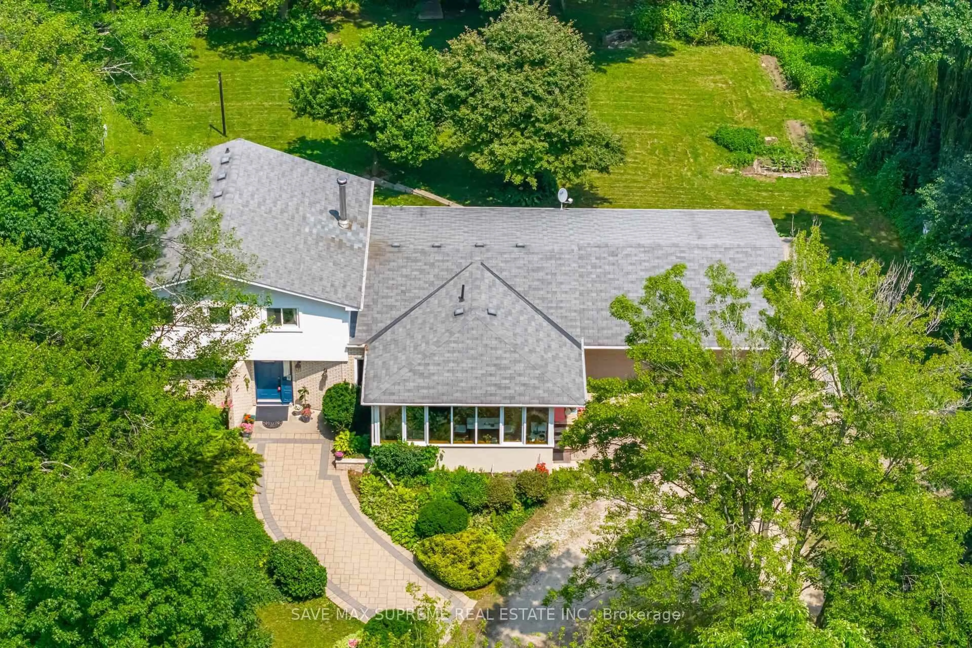 A pic from outside/outdoor area/front of a property/back of a property/a pic from drone, unknown for 14411 Innis Lake Rd, Caledon Ontario L0N 1E0