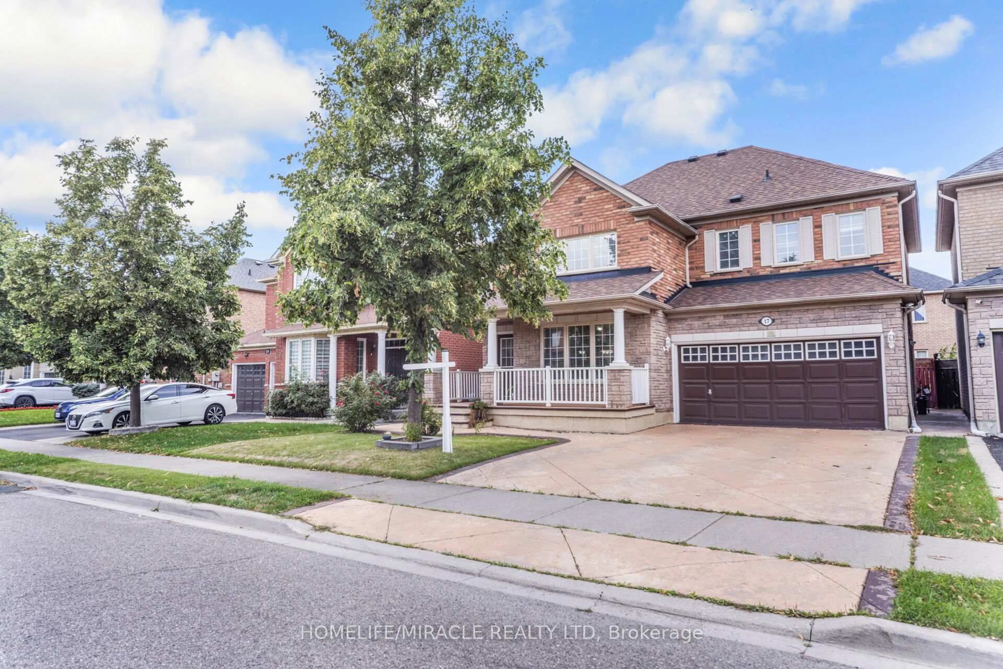 Home with brick exterior material, street for 17 Mainard Cres, Brampton Ontario L6R 2V2