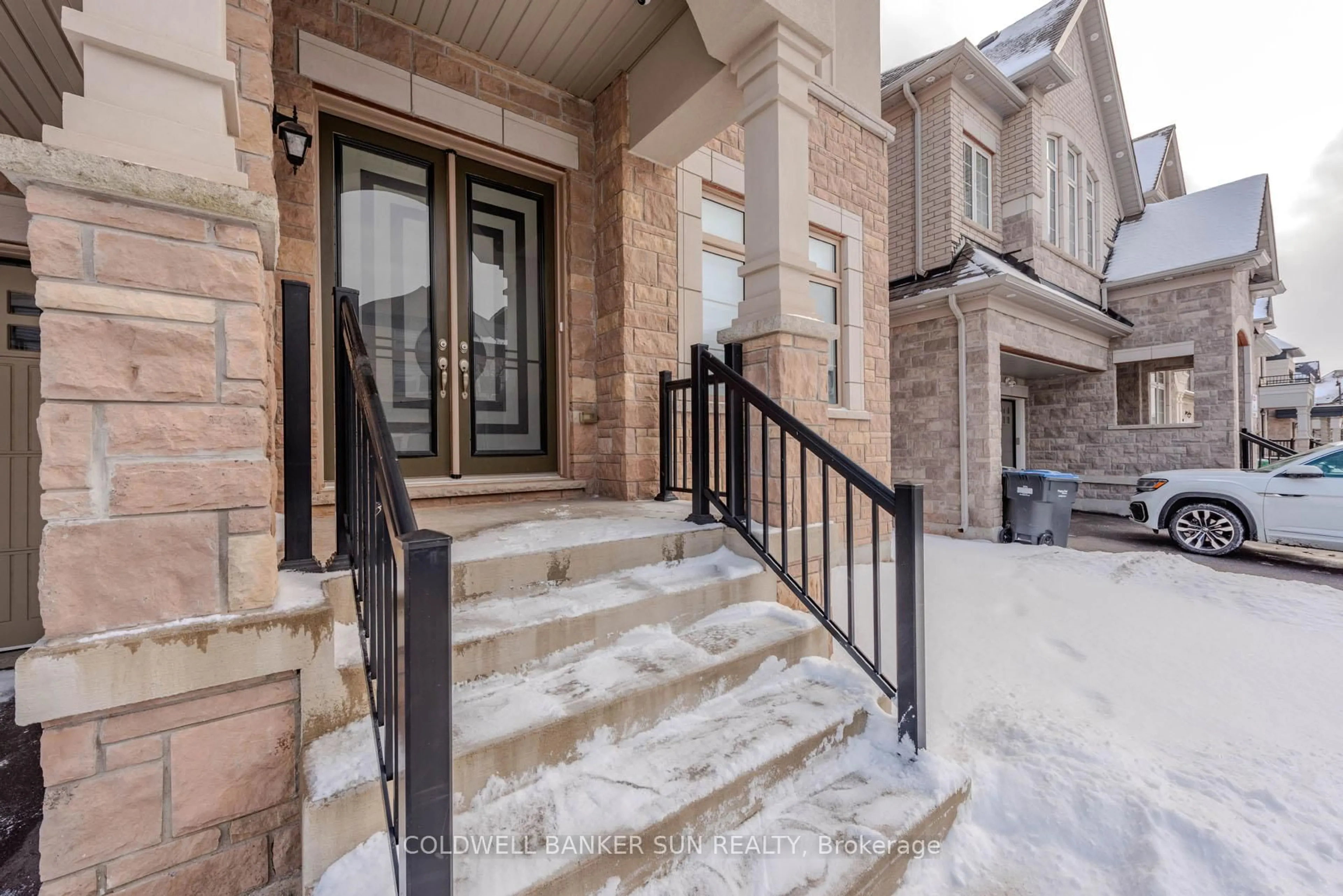 Stairs for 29 Midmorning St, Brampton Ontario L6X 5R5