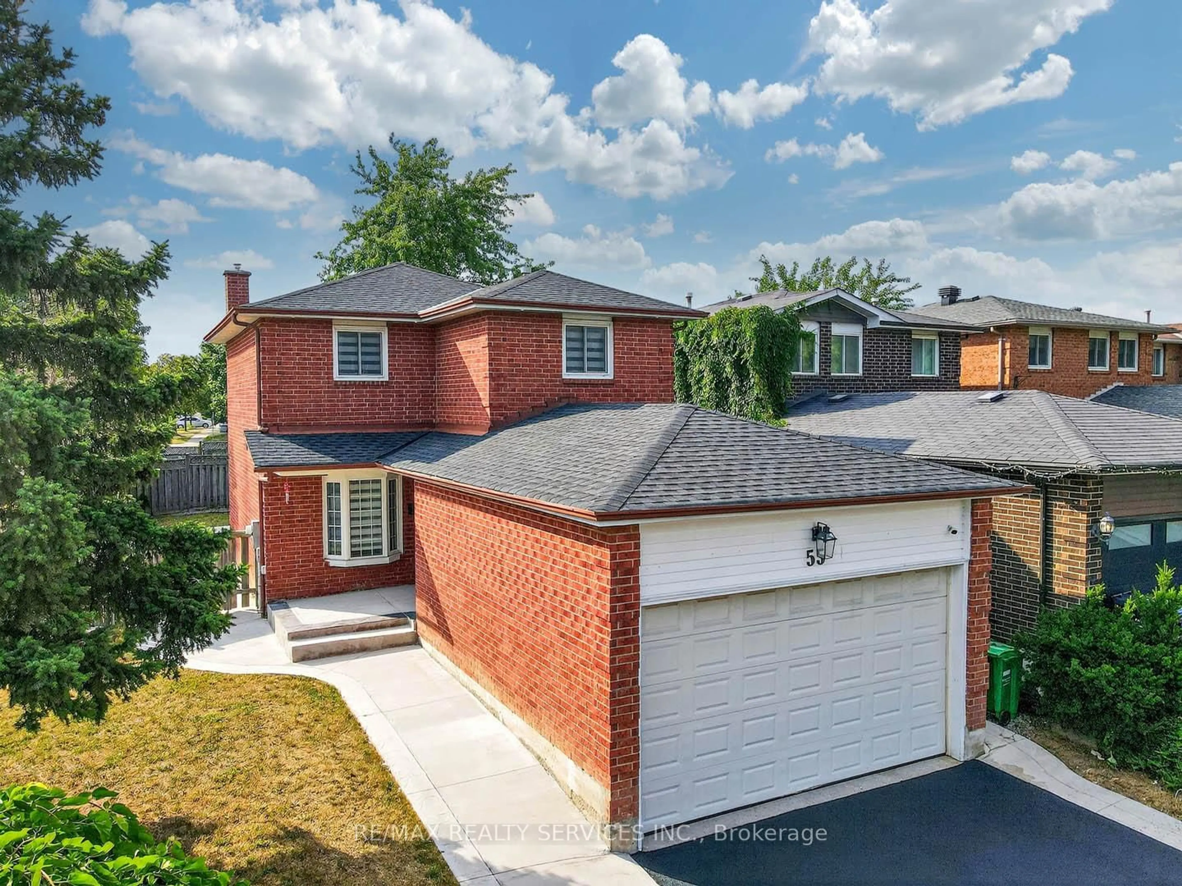 A pic from outside/outdoor area/front of a property/back of a property/a pic from drone, street for 55 Mcgraw Ave, Brampton Ontario L6X 3M5