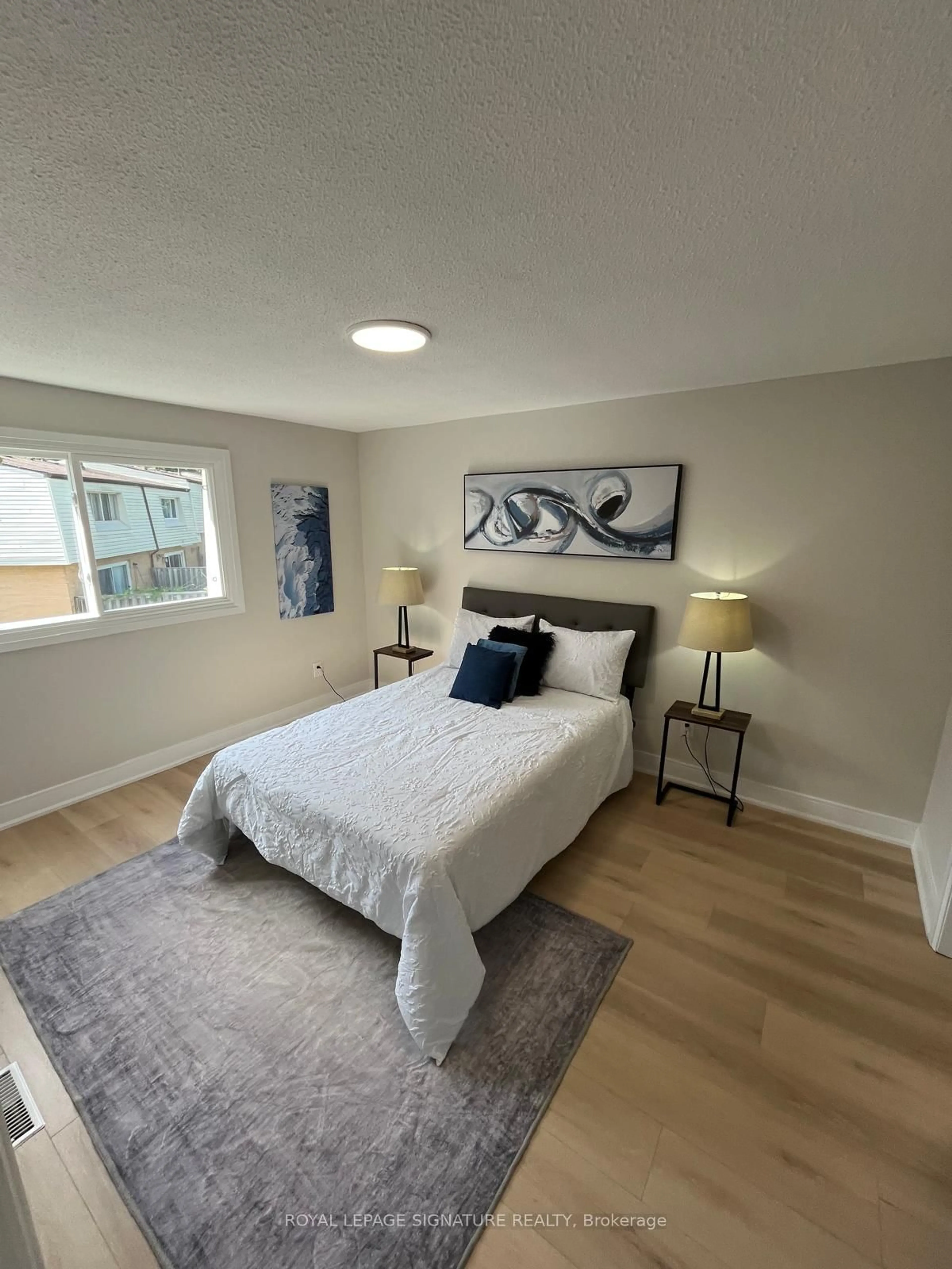 A pic of a room for 3175 Kirwin Ave #64, Mississauga Ontario L5A 3M4