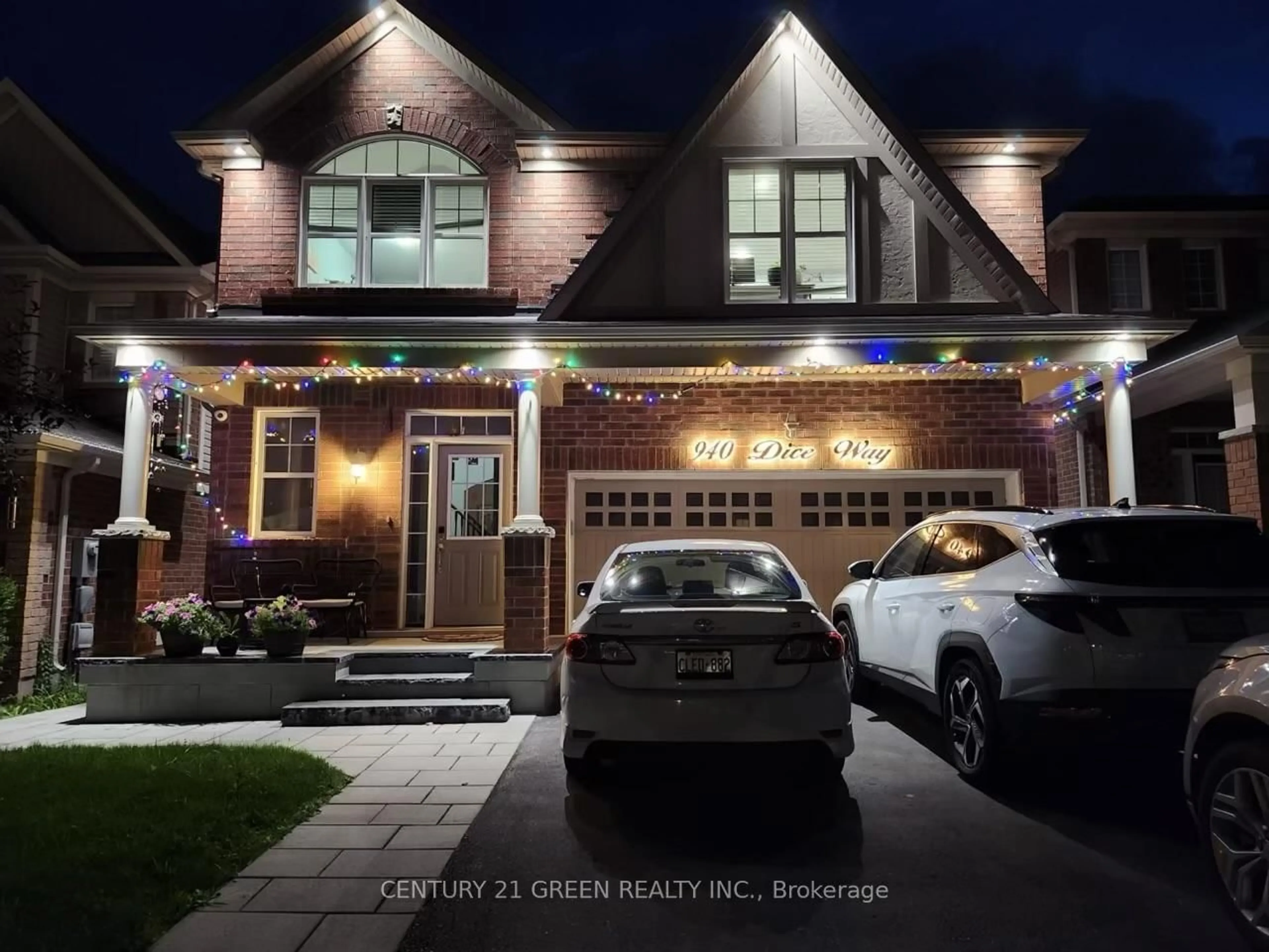 Home with brick exterior material, street for 940 Dice Way, Milton Ontario L9T 8C9