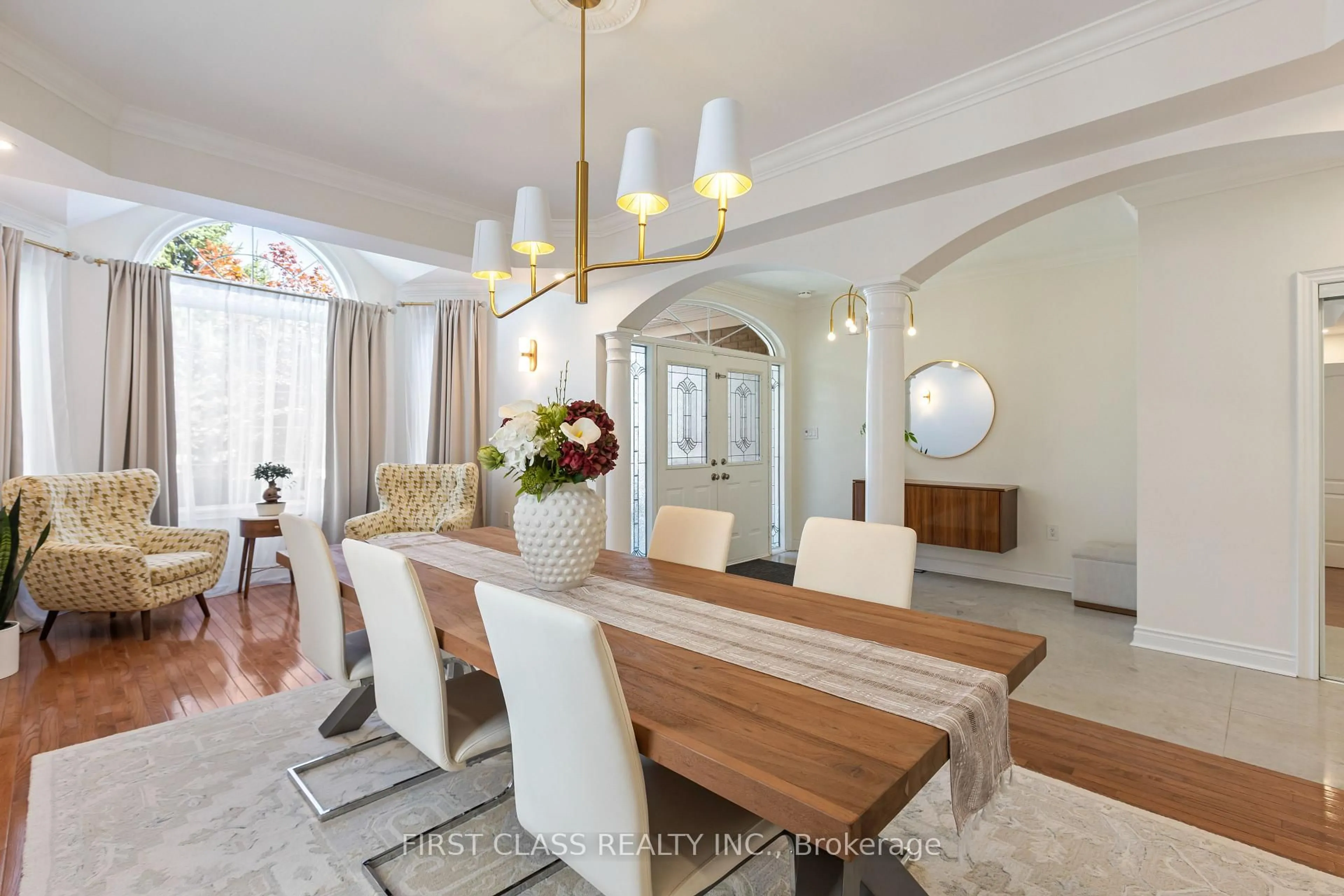 Dining room, unknown for 2292 Eighth Line Line, Oakville Ontario L6H 6S3