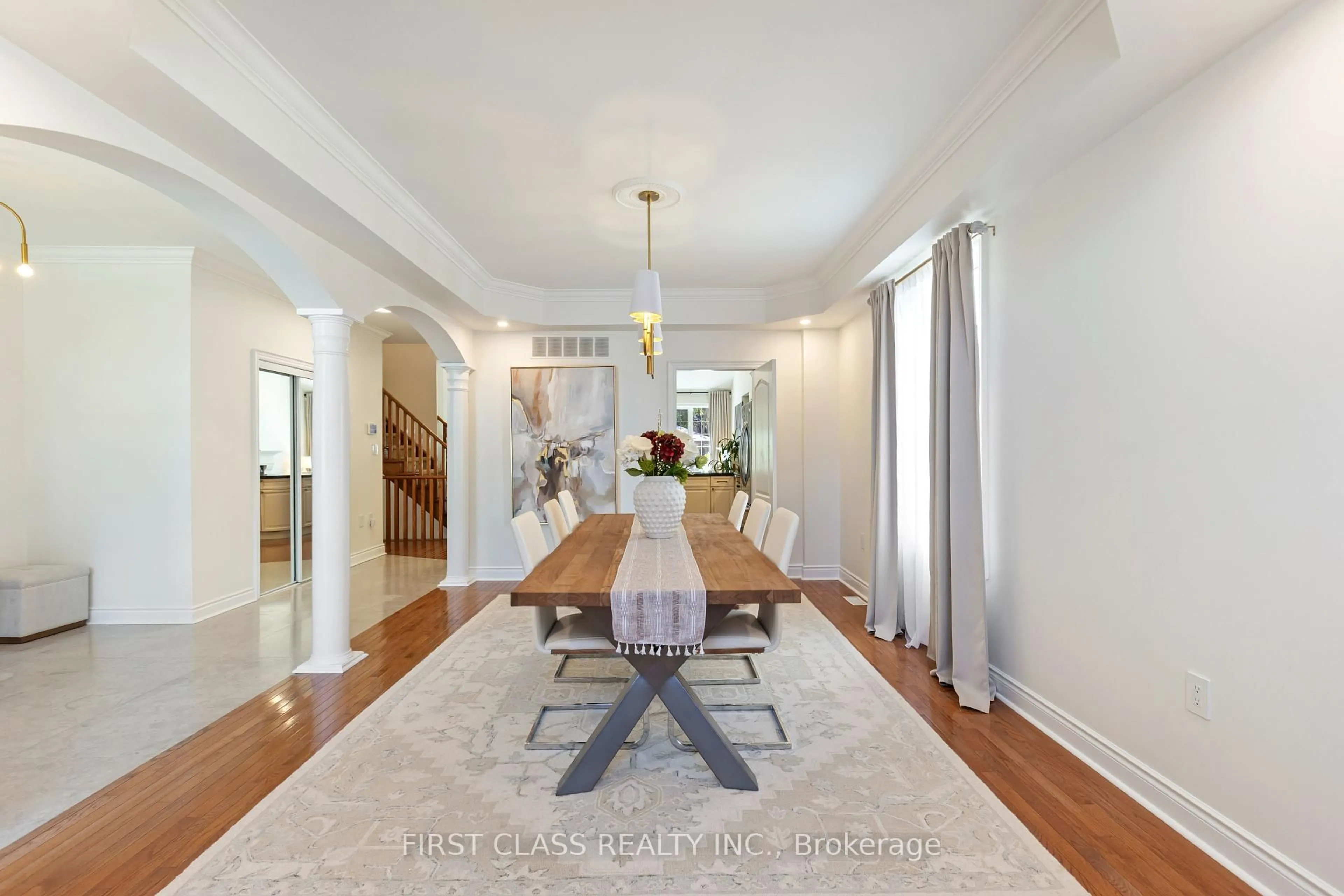 Dining room, unknown for 2292 Eighth Line Line, Oakville Ontario L6H 6S3