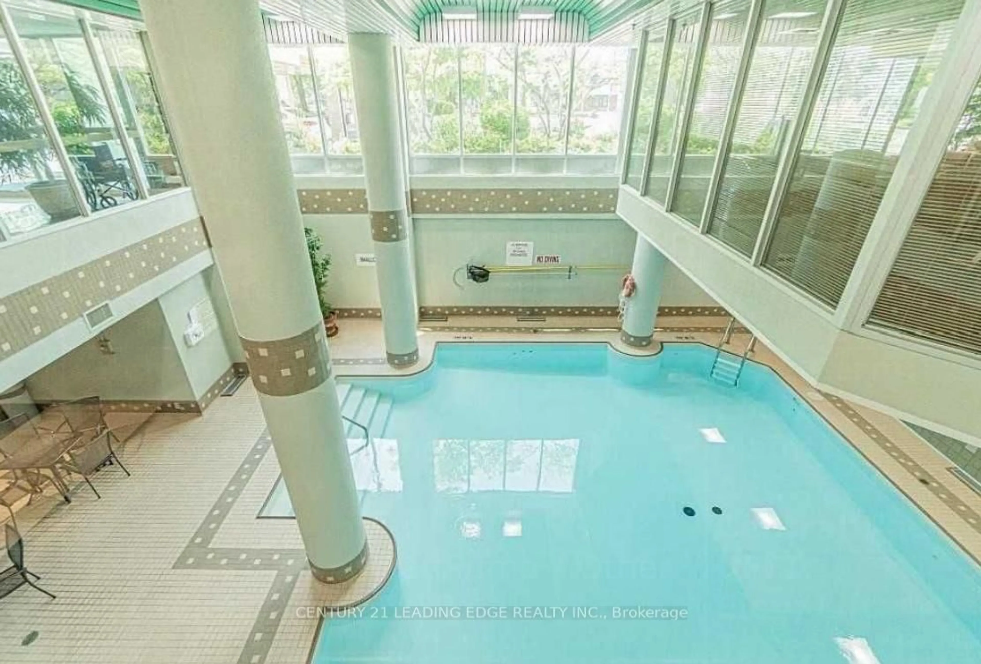 Pool for 310 Mill St #401, Brampton Ontario L6Y 3B1