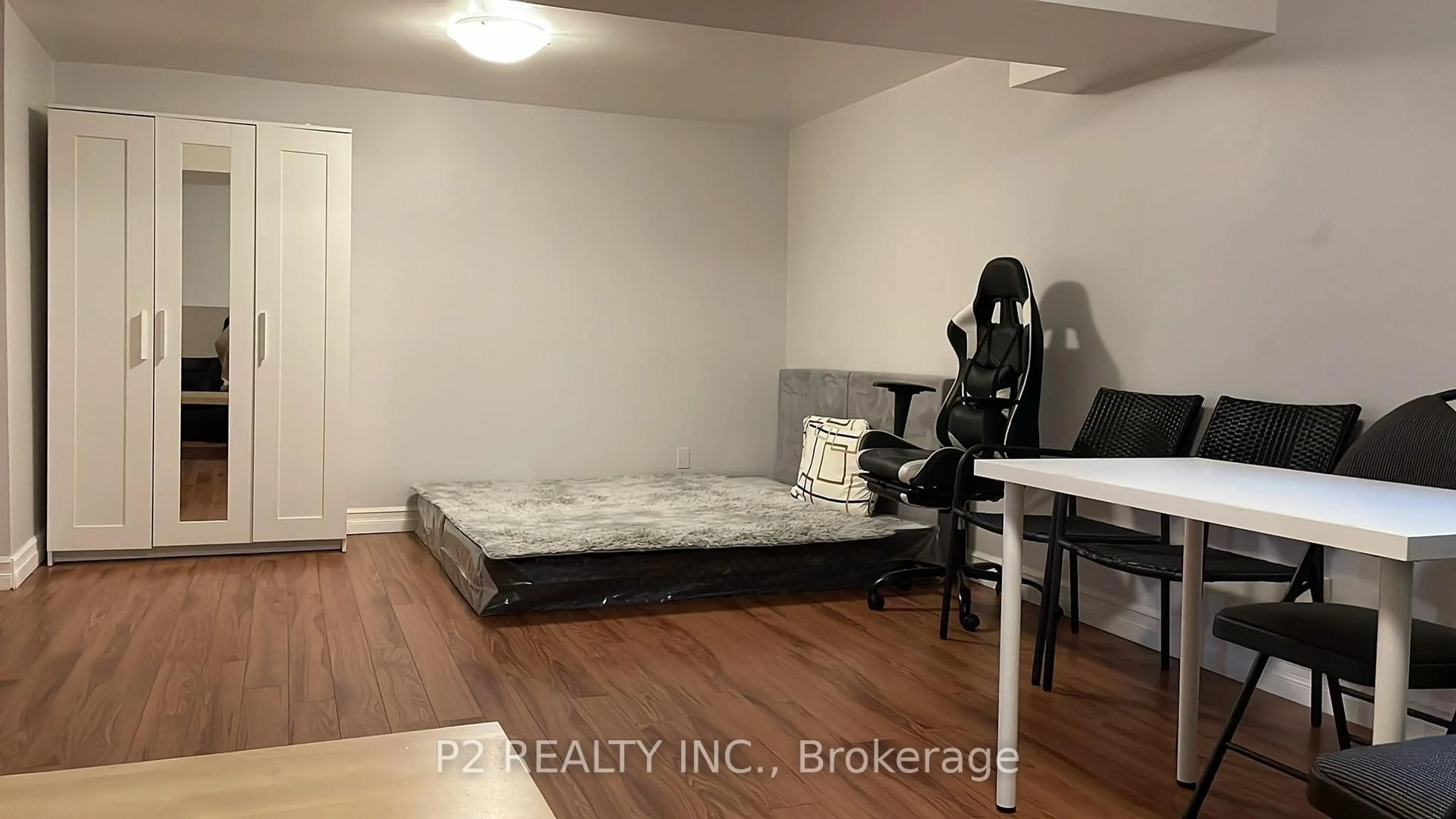 A pic of a room for 25 Gosford Blvd #22, Toronto Ontario M3N 2G7